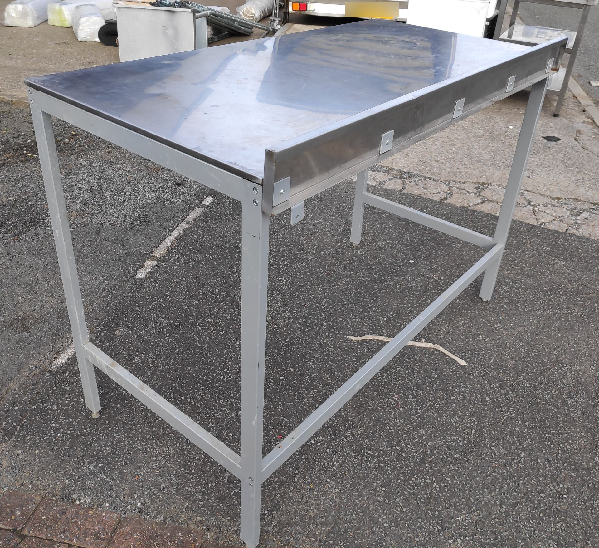 1 x Stainless Steel Prep Bench with Upstand - 126cm (L) x 64.5cm (D) x 95cm (H) - JMCS107 - CL723 - - Image 3 of 7