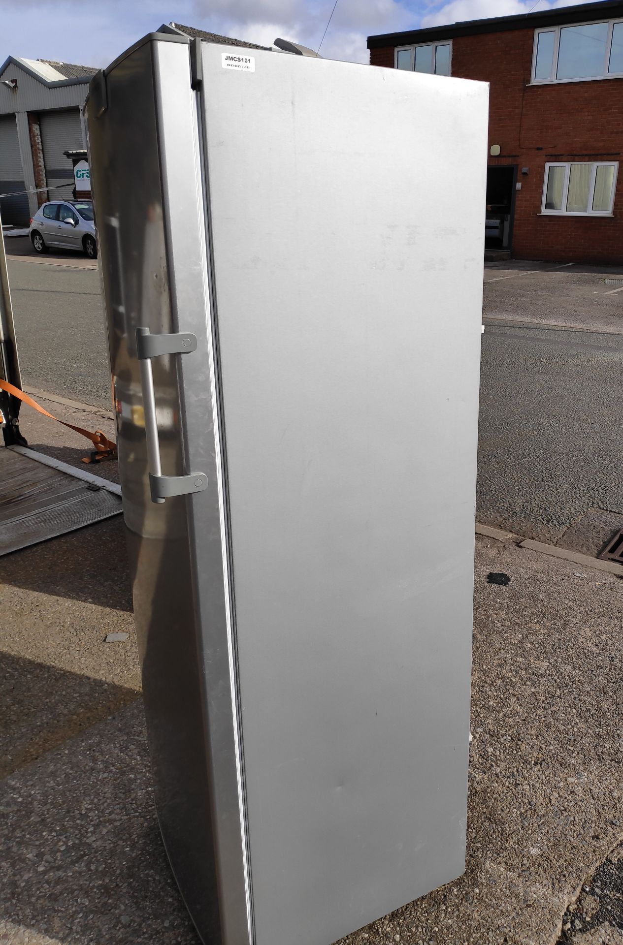 1 x Eurofred 340l Upright Refrigerator - Model MC350A+S - JMCS101 - CL723 - Location: Altrincham - Image 4 of 11