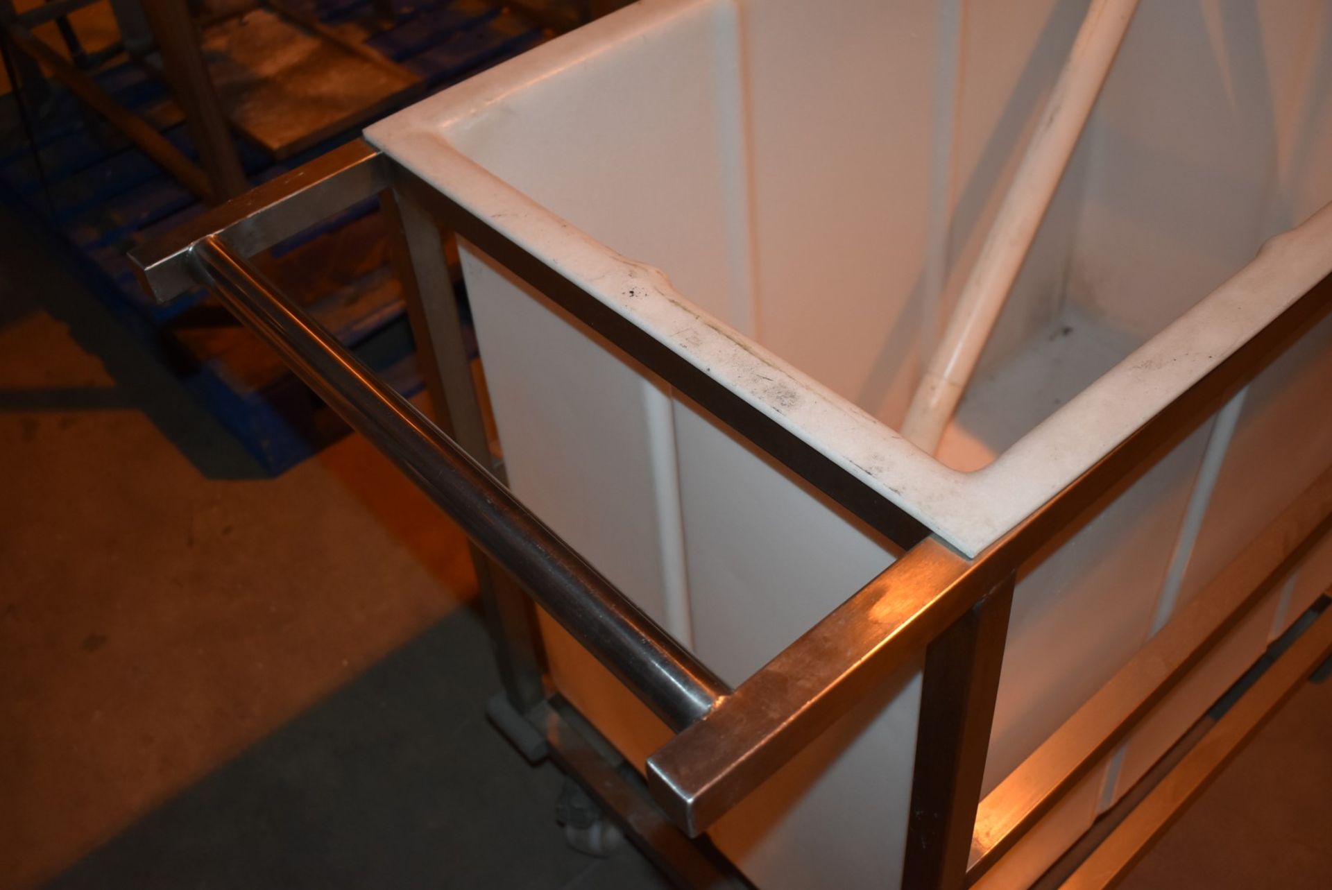 1 x Hoshizaki Modular Ice Flaker With Transport Ice Bin - 480kg/24hr - 240v - Recently Removed - Image 3 of 14