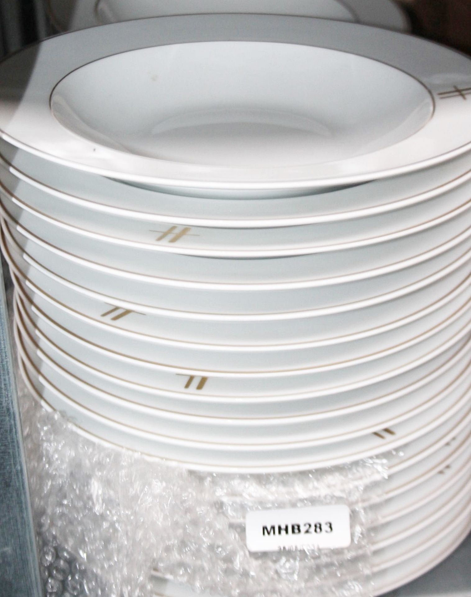 32 x PILLIVUYT Porcelain Pasta / Soup Plates In White Featuring 'Famous Branding' In Gold - - Image 3 of 6
