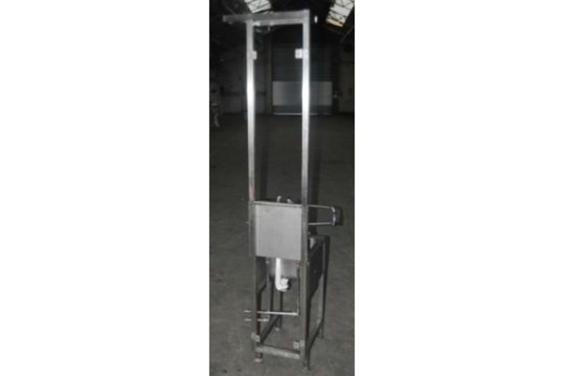 1 x Stainless Steel Commercial Kitchen Janitorial Mop / Cleaning Station - Dimensions: H187 x W33 - Image 7 of 8