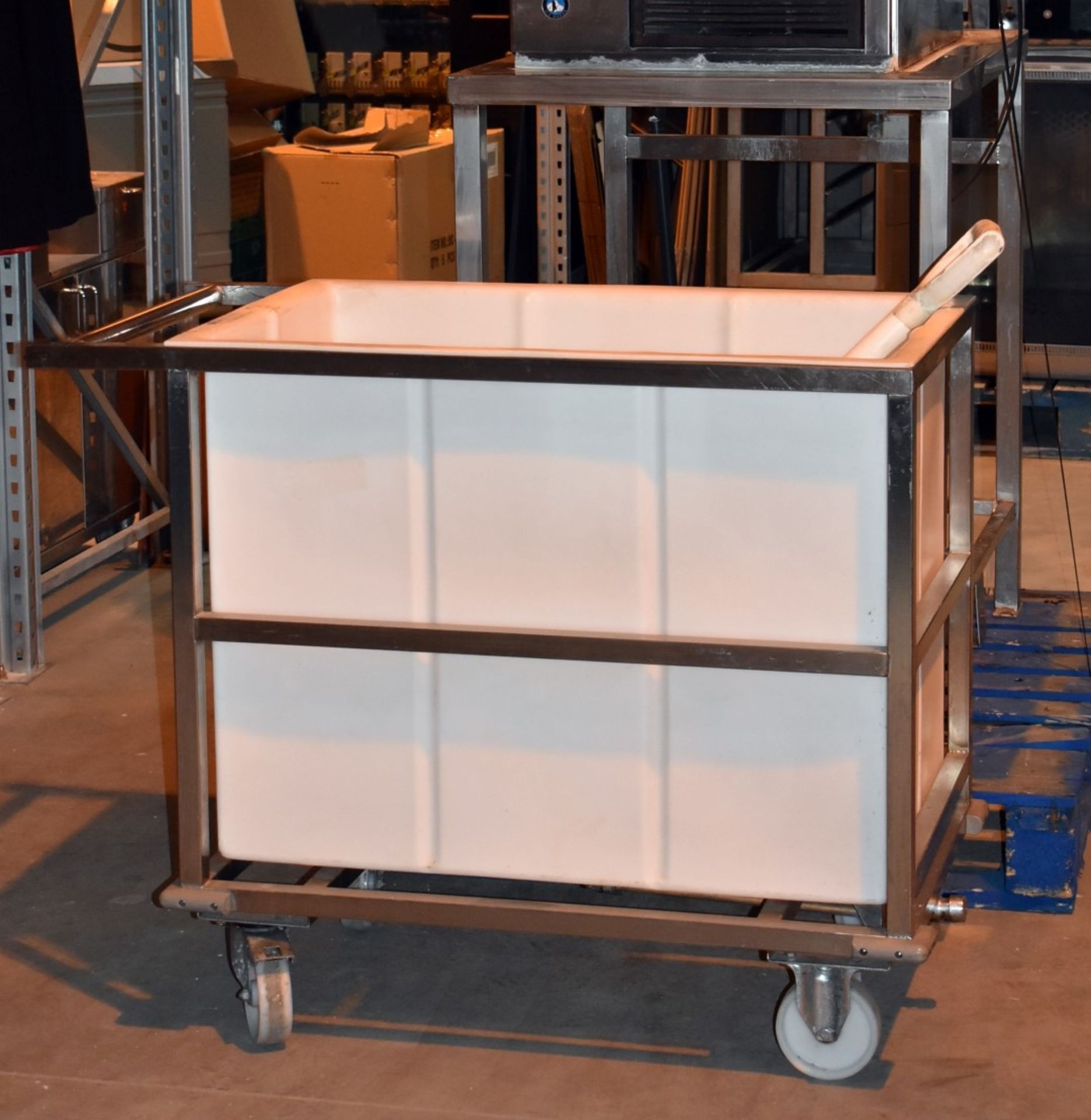 1 x Hoshizaki Modular Ice Flaker With Transport Ice Bin - 480kg/24hr - 240v - Recently Removed - Image 8 of 14