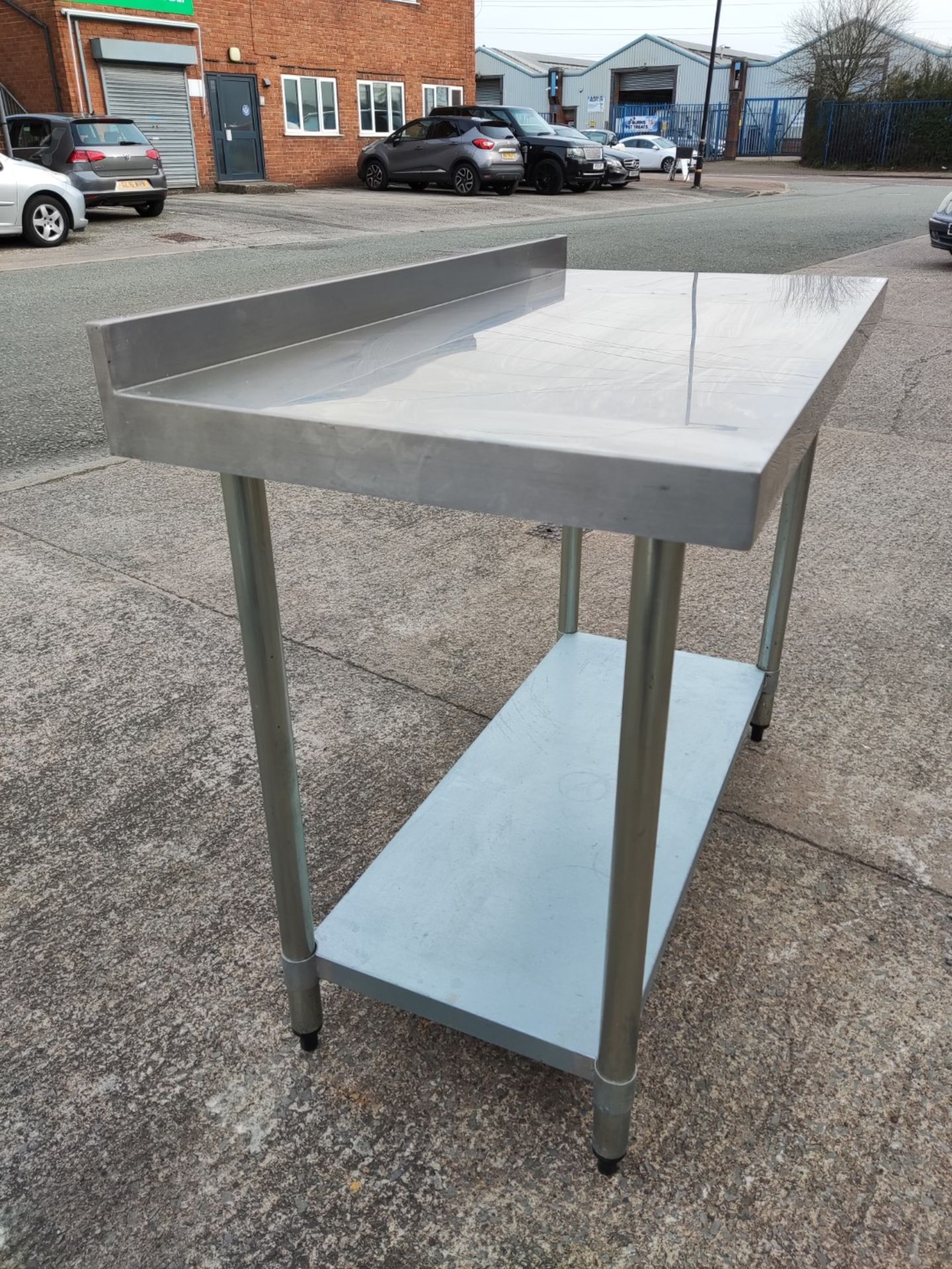 1 x Vogue Stainless Steel Prep Bench with Upstand and Shelf - 120cm (L) x 60cm (W) x 90cm (H) - - Image 6 of 7