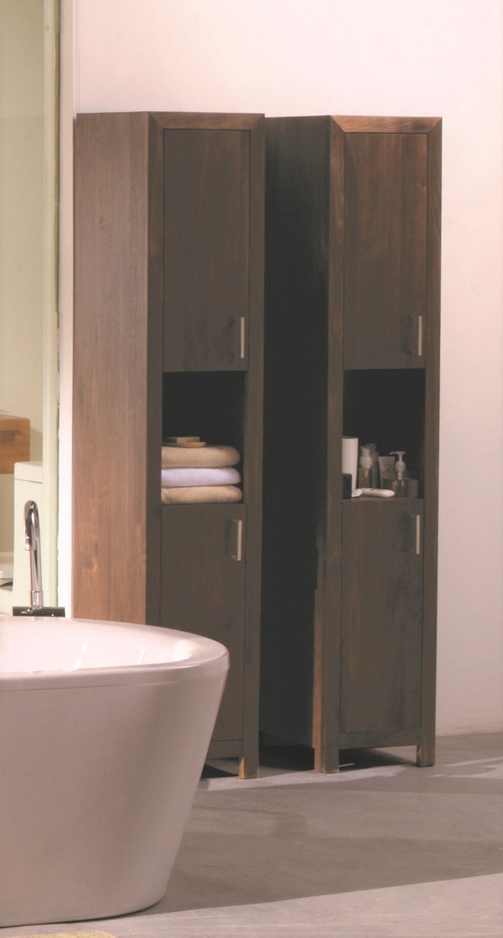 1 x Stonearth Freestanding Tallboy Bathroom Storage Cabinet - American Solid Walnut - RRP £996! - Image 8 of 14