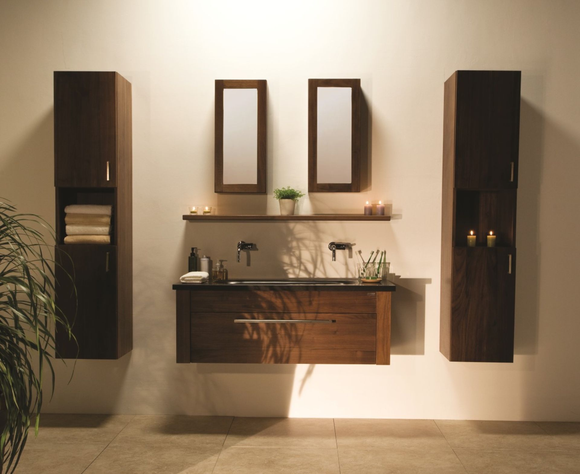 1 x Stonearth Bathroom Storage Shelf With Concealed Brackets - American Solid Walnut - Size: 900mm - Image 4 of 16