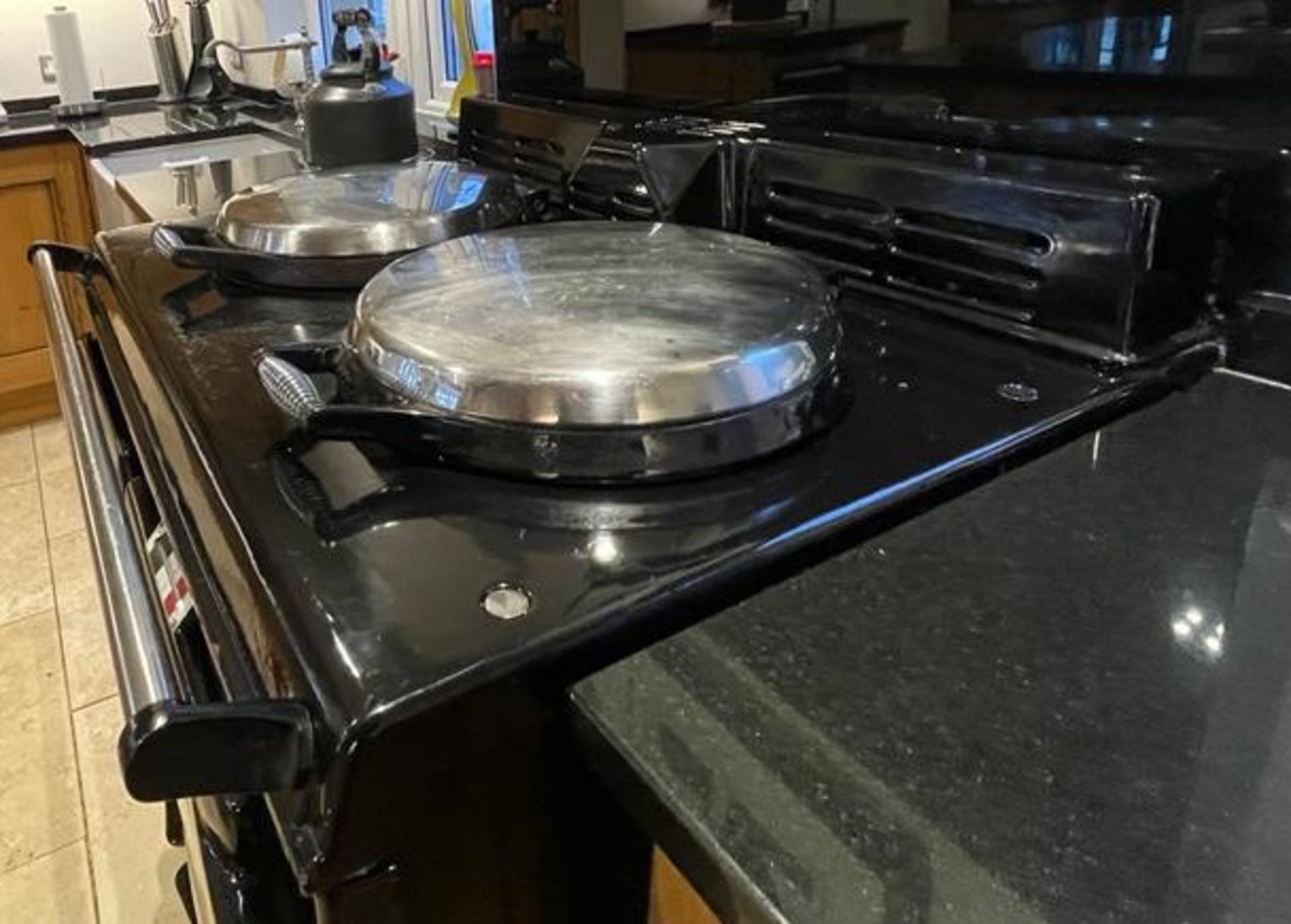 1 x Gas AGA Range In Black - From an Exclusive Property - No VAT On The Hammer - CL564 - Location: - Image 4 of 6