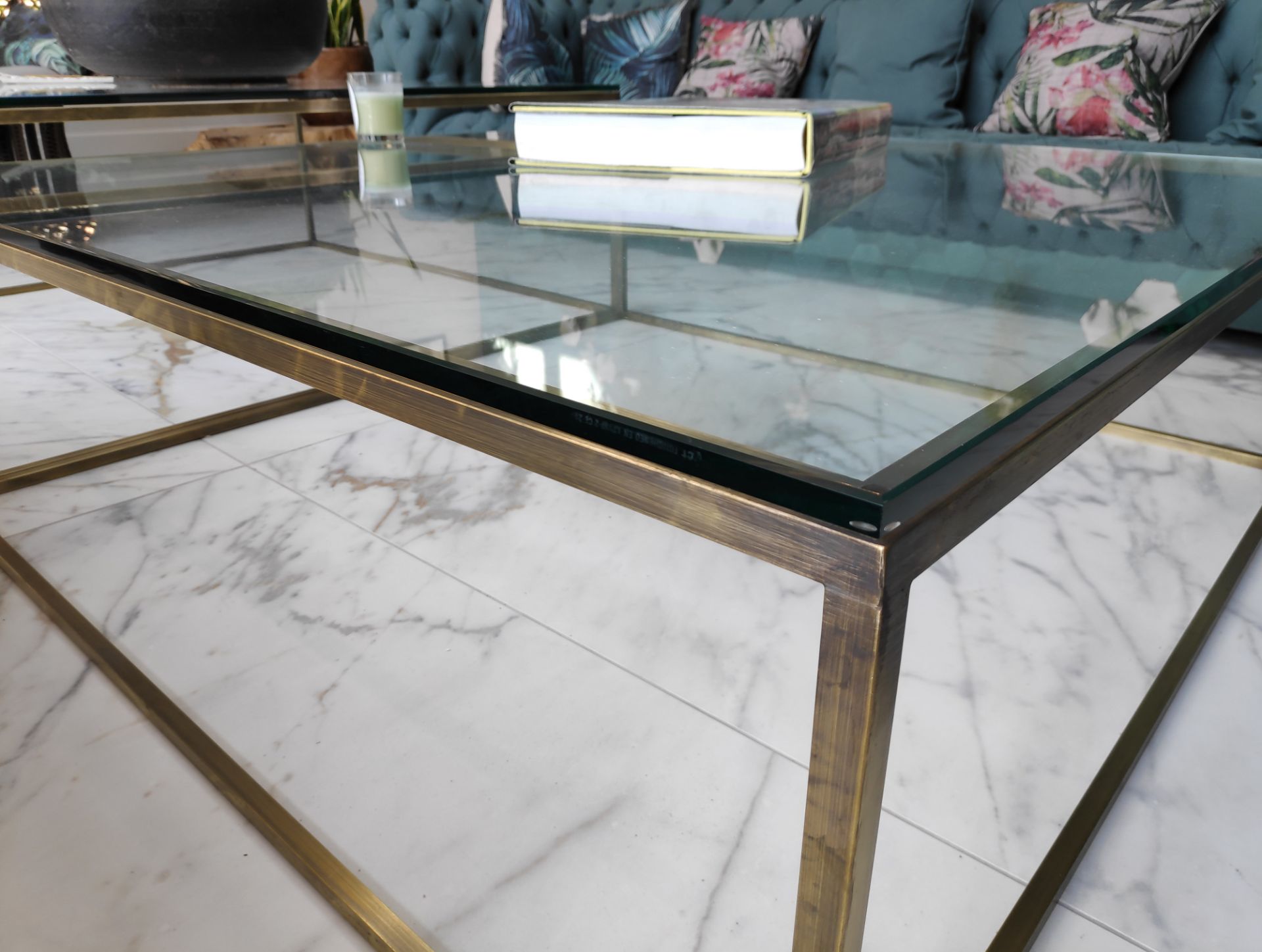 1 x Large 2-Tier Glass Coffee Table with Metal Frame - Dimensions: W240 x D120 x H45.5 cm - - Image 8 of 14
