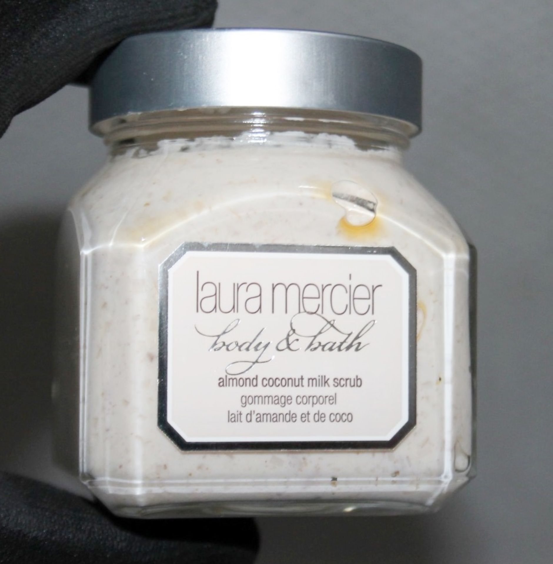 1 x LAURA MERCIER Body & Bath Almond Coconut Set - Original Price £60.00 - Unused Boxed Stock - Ref: - Image 3 of 8