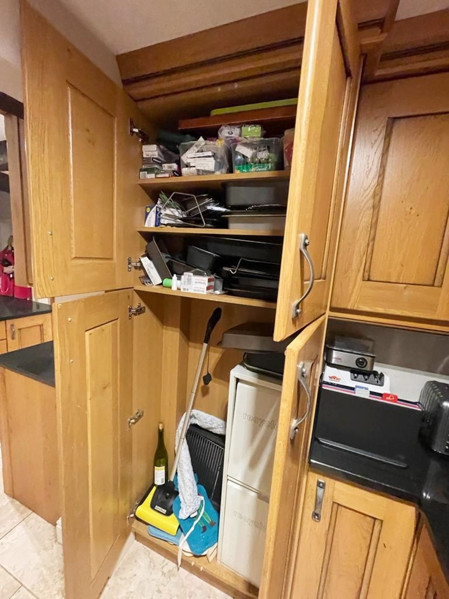 1 x Bespoke Solid Oak Kitchen With Black Granite Worktops, Island, Utility Room Units & Dining Table - Image 24 of 70