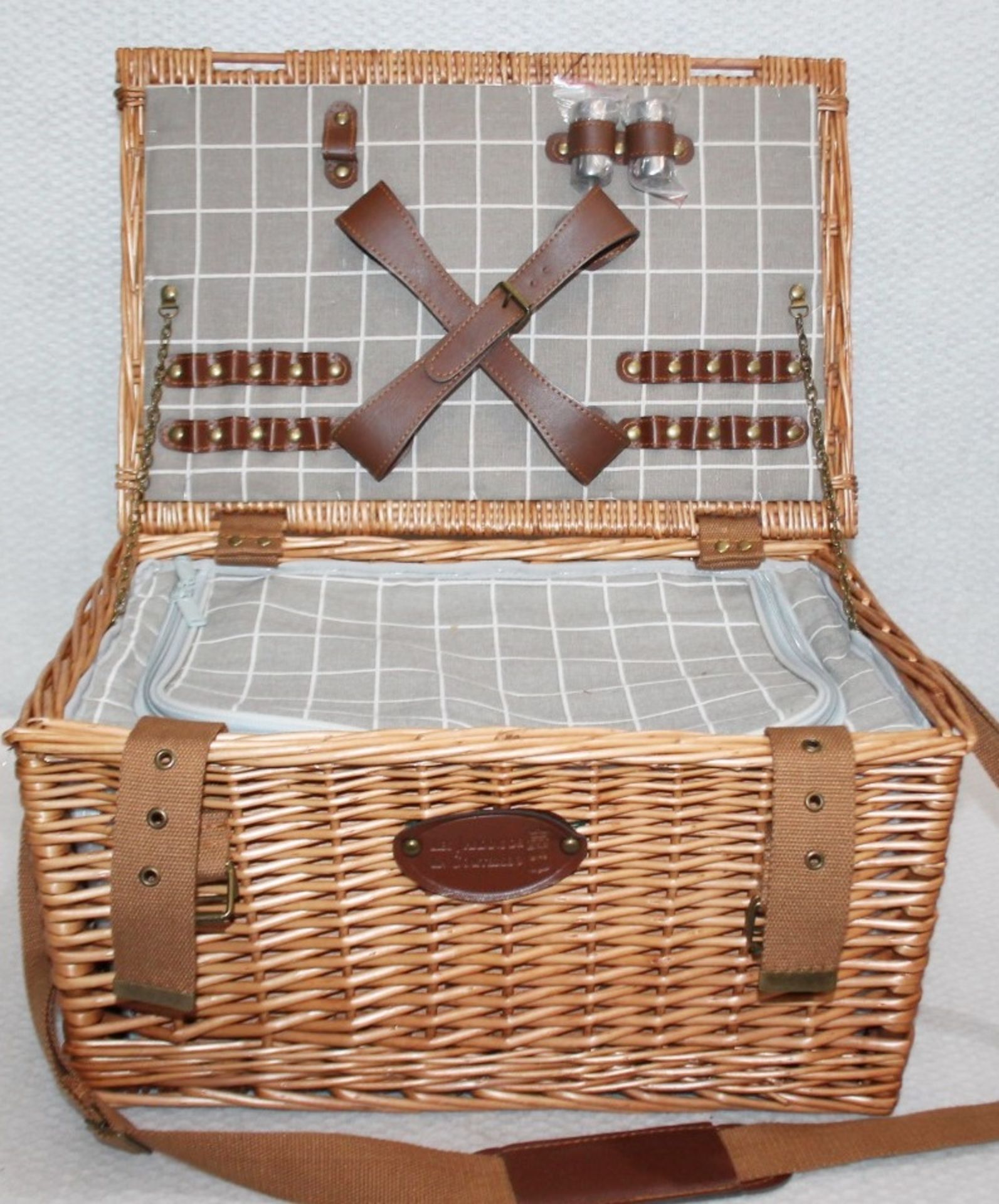 1 x LES JARDINS DE LA COMTESSE 'Concorde' Picnic Basket - New/Unused Stock - Ref: HAS416/FEB22/WH2/ - Image 7 of 20