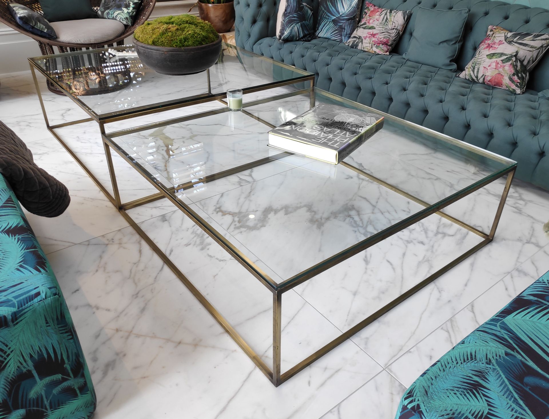 1 x Large 2-Tier Glass Coffee Table with Metal Frame - Dimensions: W240 x D120 x H45.5 cm - - Image 10 of 14