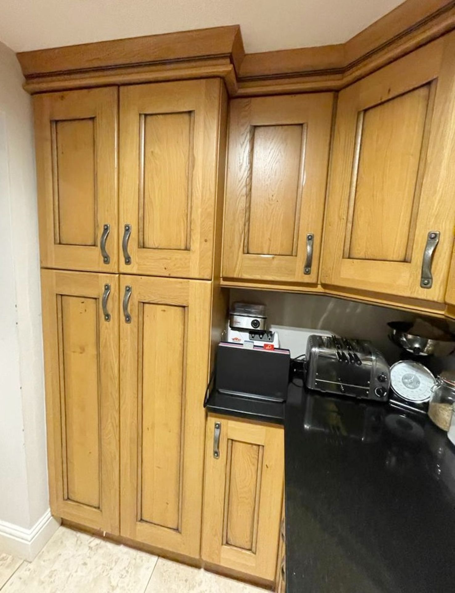 1 x Bespoke Solid Oak Kitchen With Black Granite Worktops, Island, Utility Room Units & Dining Table - Image 20 of 70