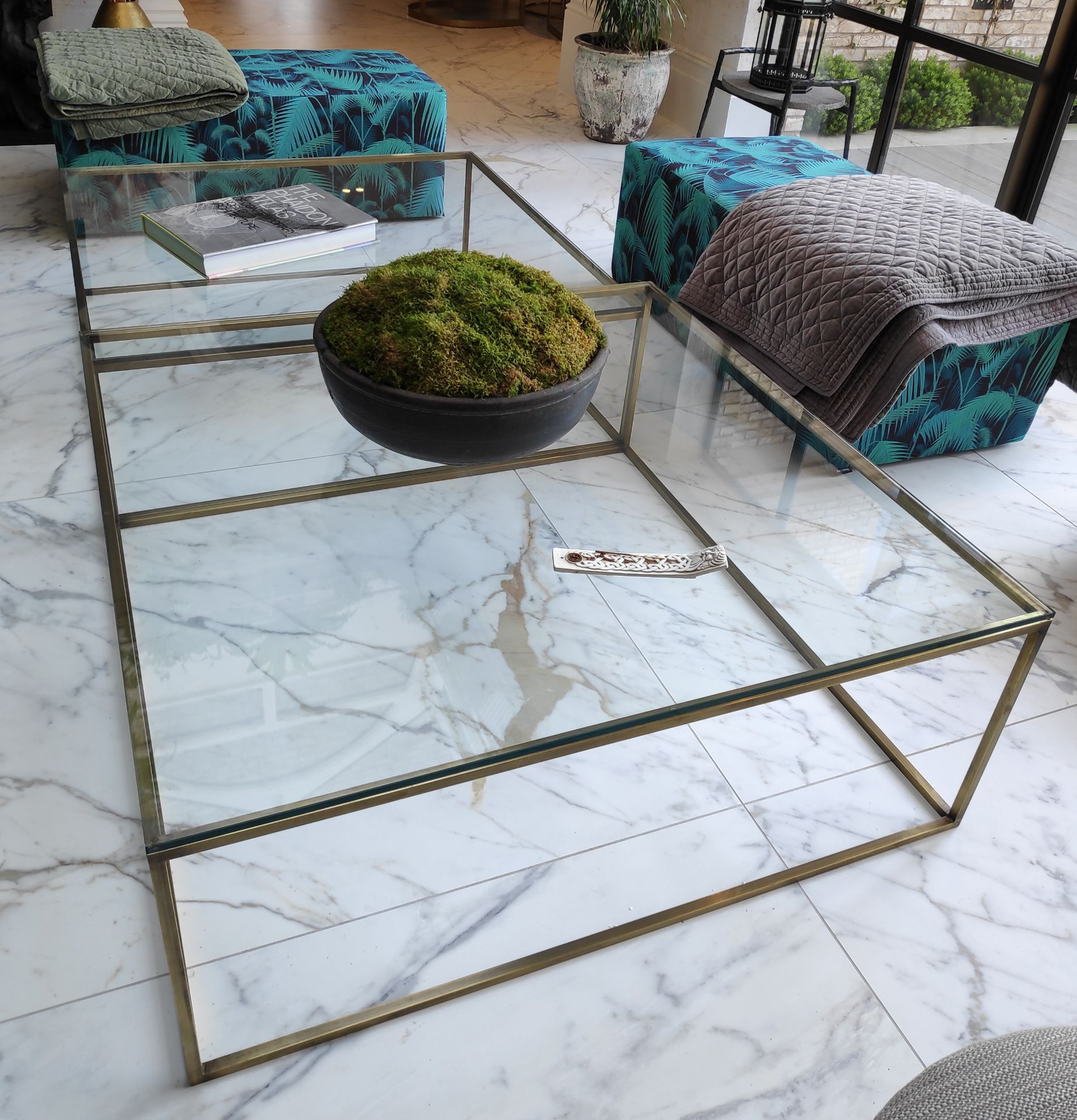 1 x Large 2-Tier Glass Coffee Table with Metal Frame - Dimensions: W240 x D120 x H45.5 cm - - Image 9 of 14