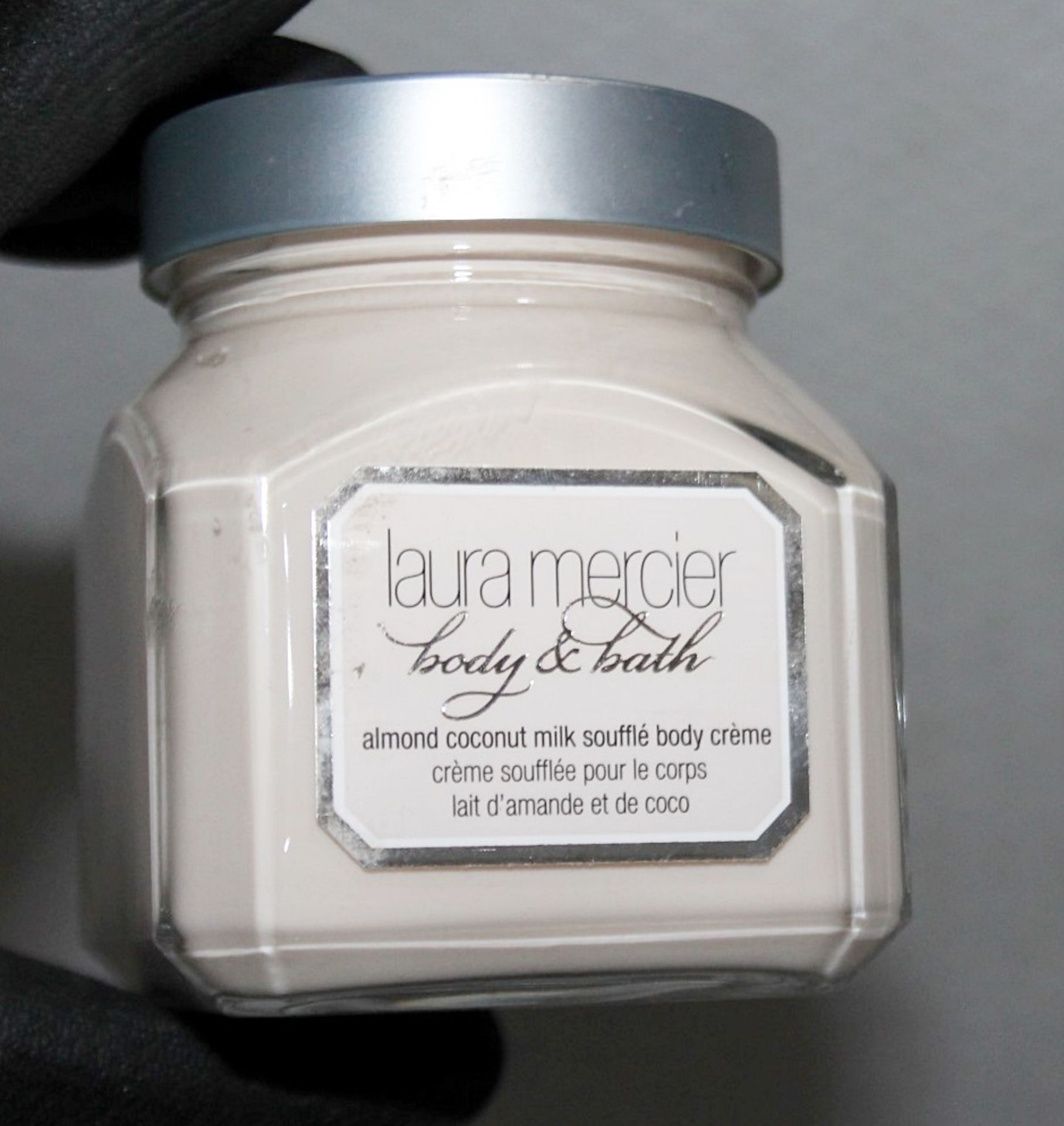 1 x LAURA MERCIER Body & Bath Almond Coconut Set - Original Price £60.00 - Unused Boxed Stock - Ref: - Image 6 of 8