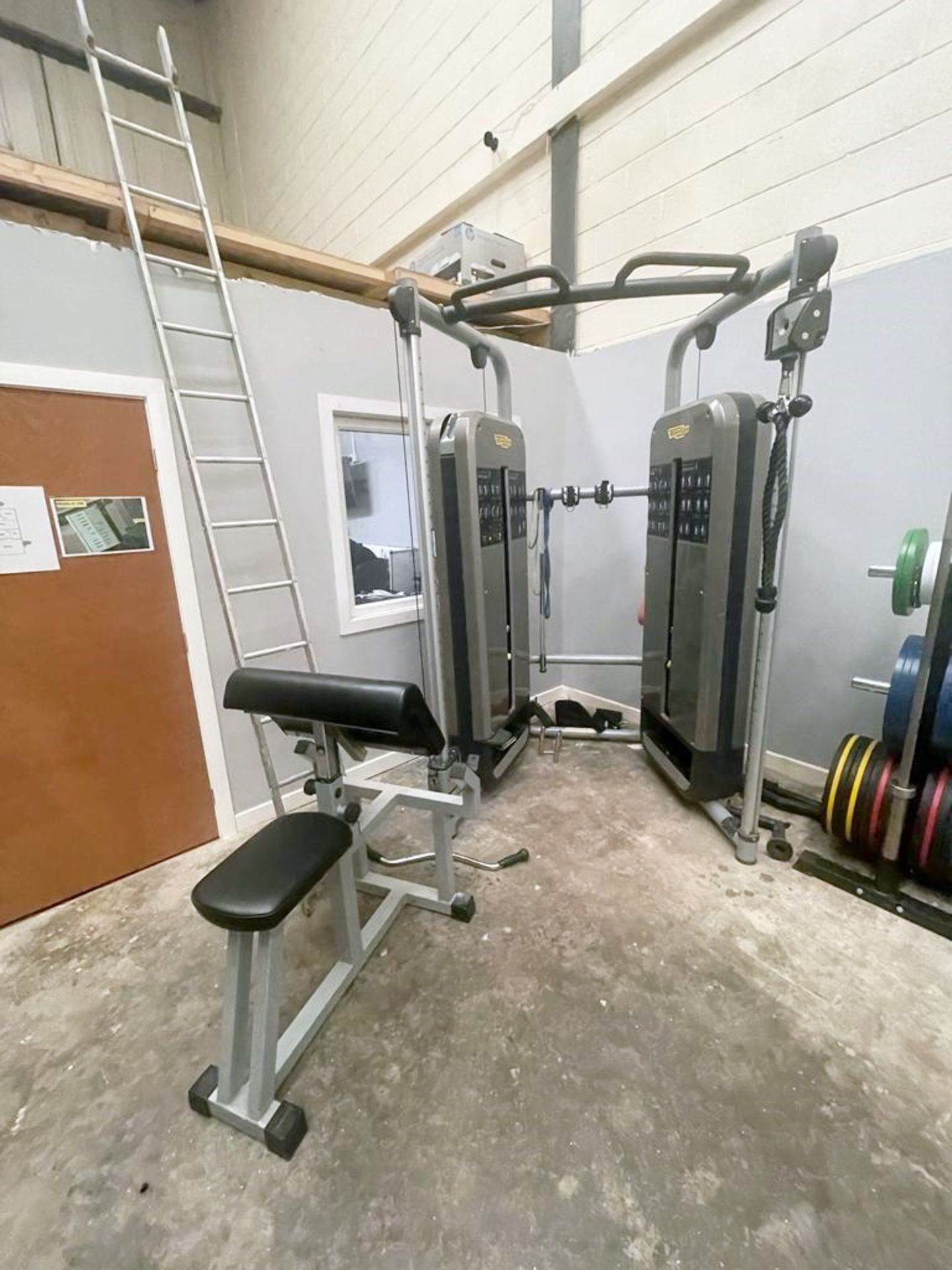 1 x Technogym Dual Adjustable Upper Body Pulley - Commercial Gym Machine - Location: Blackburn BB6 - Image 3 of 6