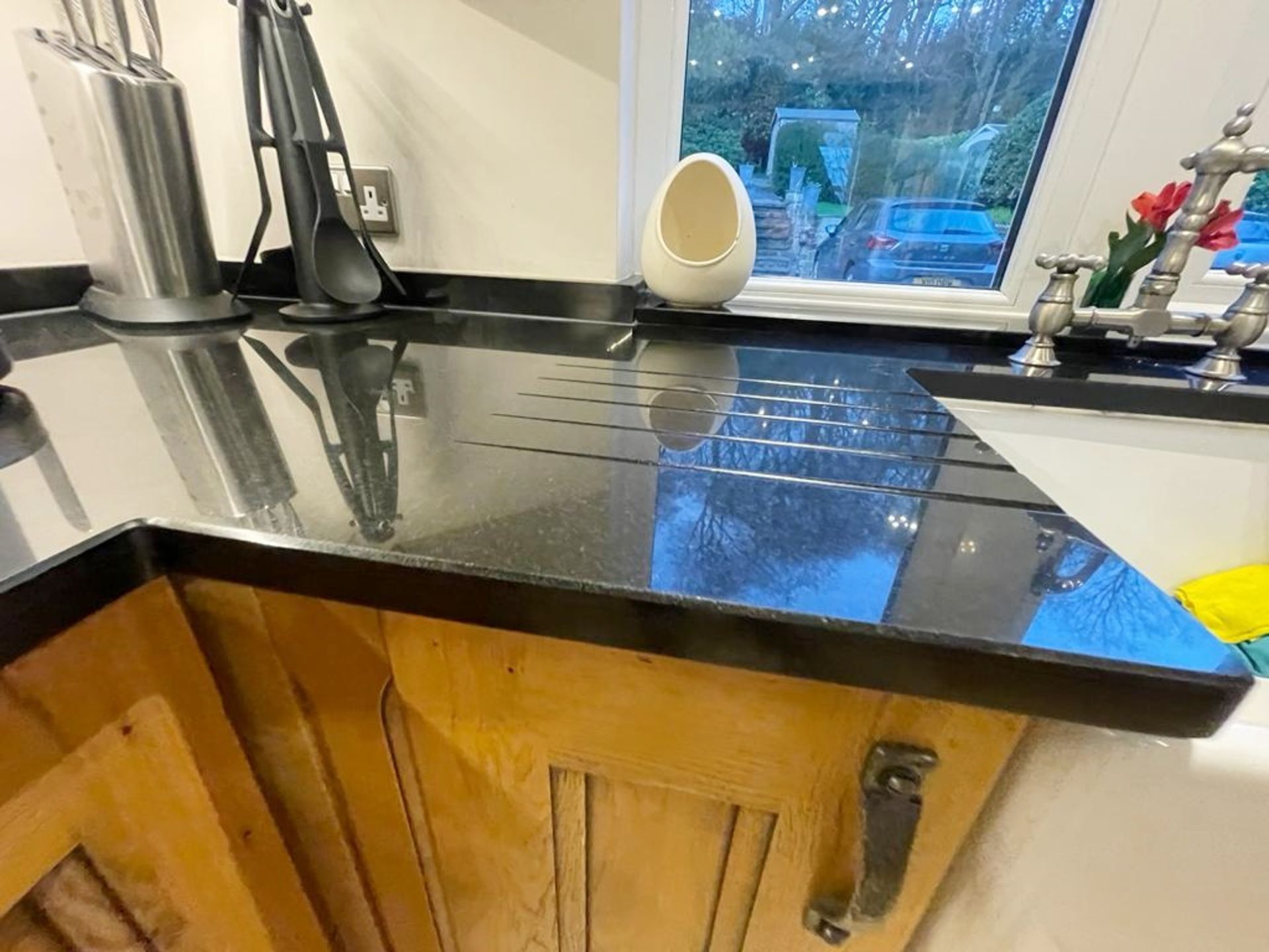 1 x Bespoke Solid Oak Kitchen With Black Granite Worktops, Island, Utility Room Units & Dining Table - Image 18 of 70