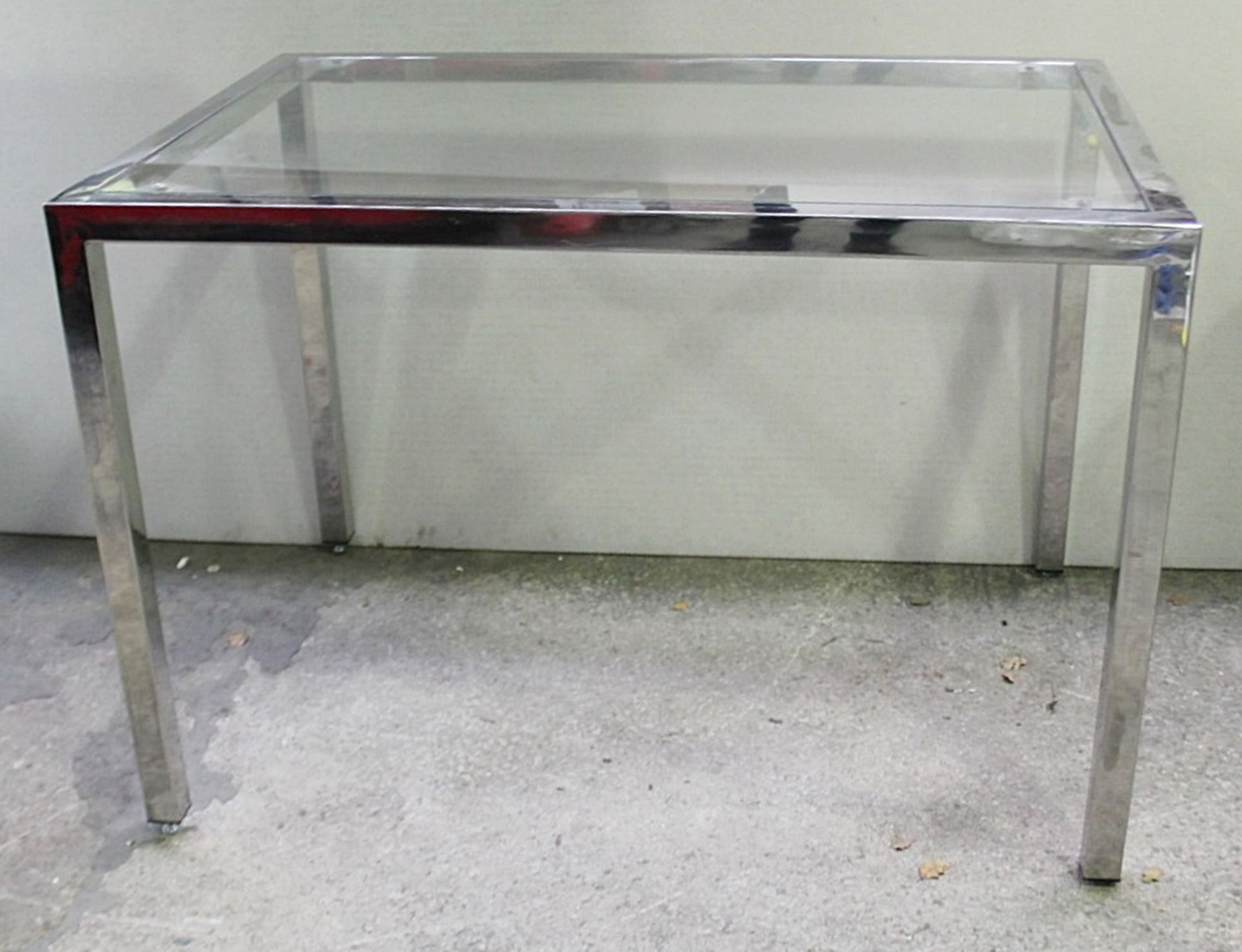 1 x Large Display Table In Glass And Chrome - Dimensions: H91 x W135 x D90cm - Ex-Showroom Piece - - Image 5 of 6