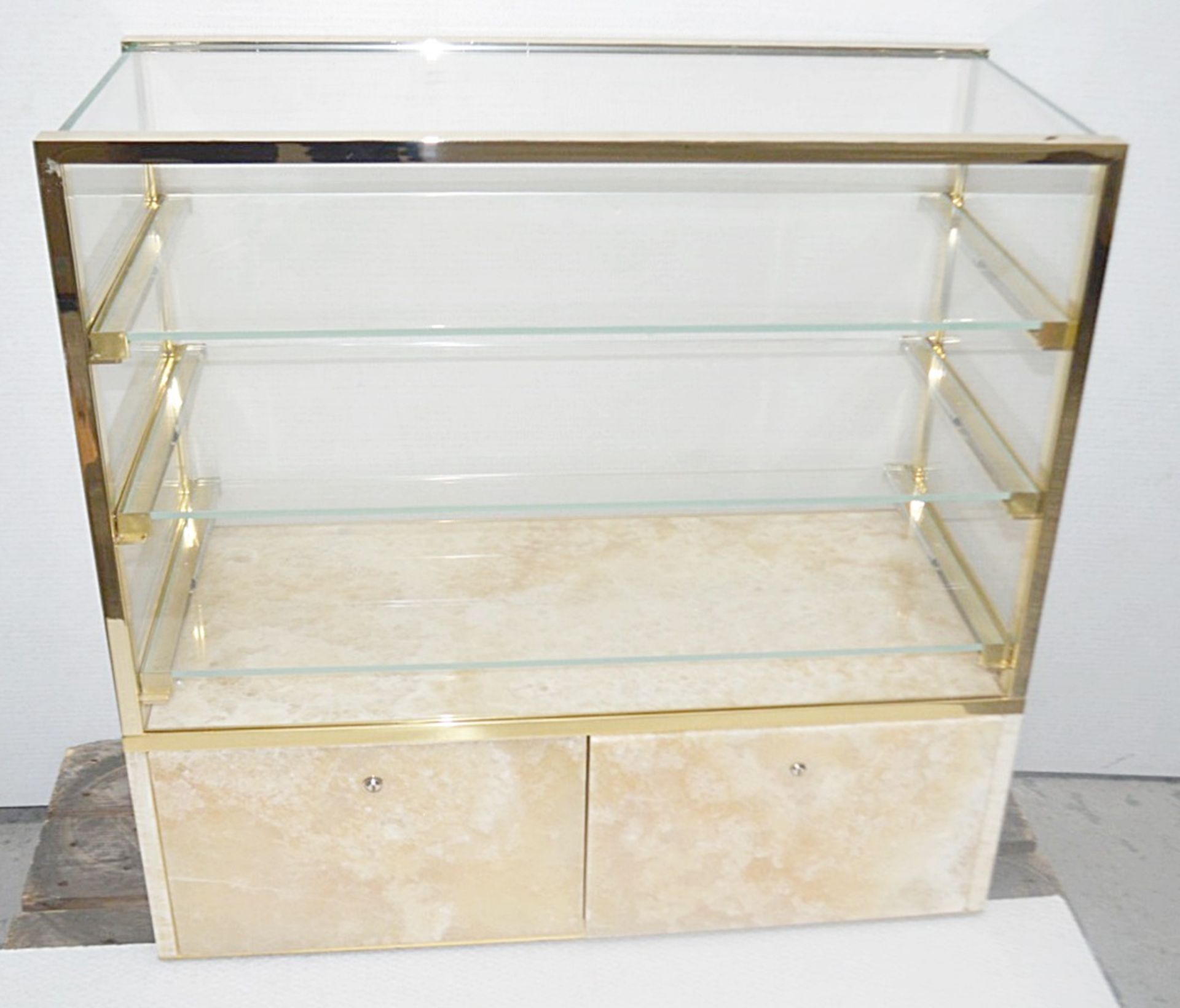 1 x 3-Tier Glass Retail Display Case With Natural Stone Base And Drawer Fronts - Image 5 of 5