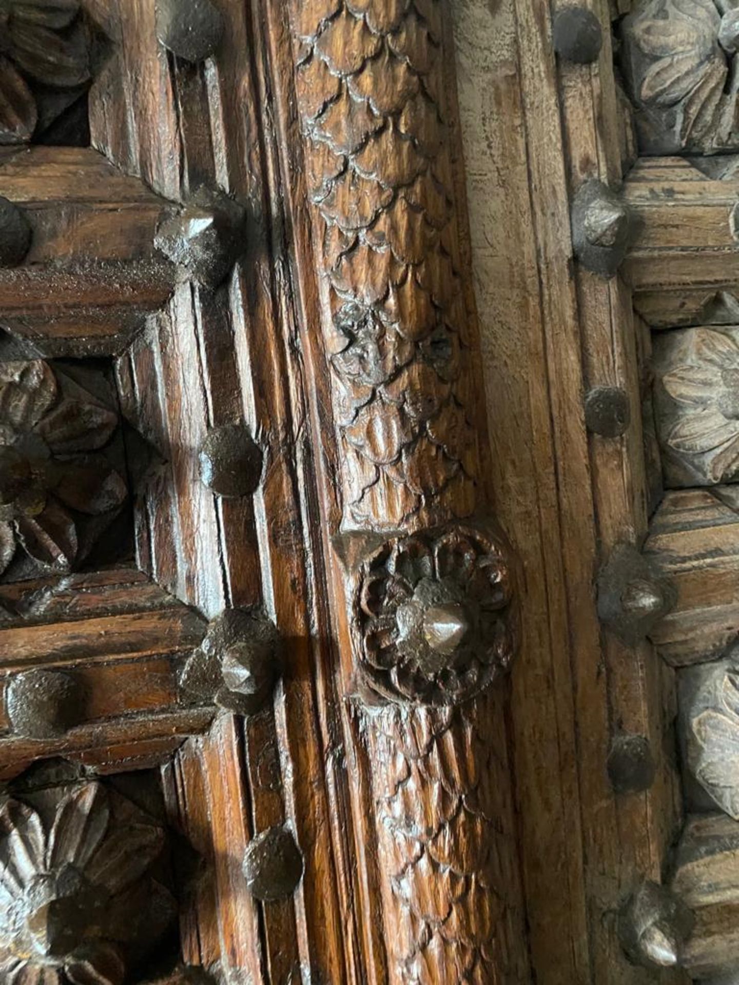 1 x Pair of Medieval Style Solid Oak Carved Wood Doors With Metal Work - Image 6 of 11