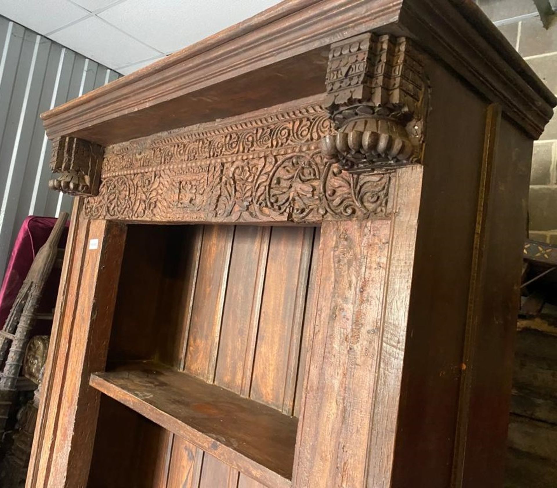 1 x Rustic Oak Bookcase With Carved Wood Detail - Dimensions (mm): 1200x400x2250 - Image 8 of 10