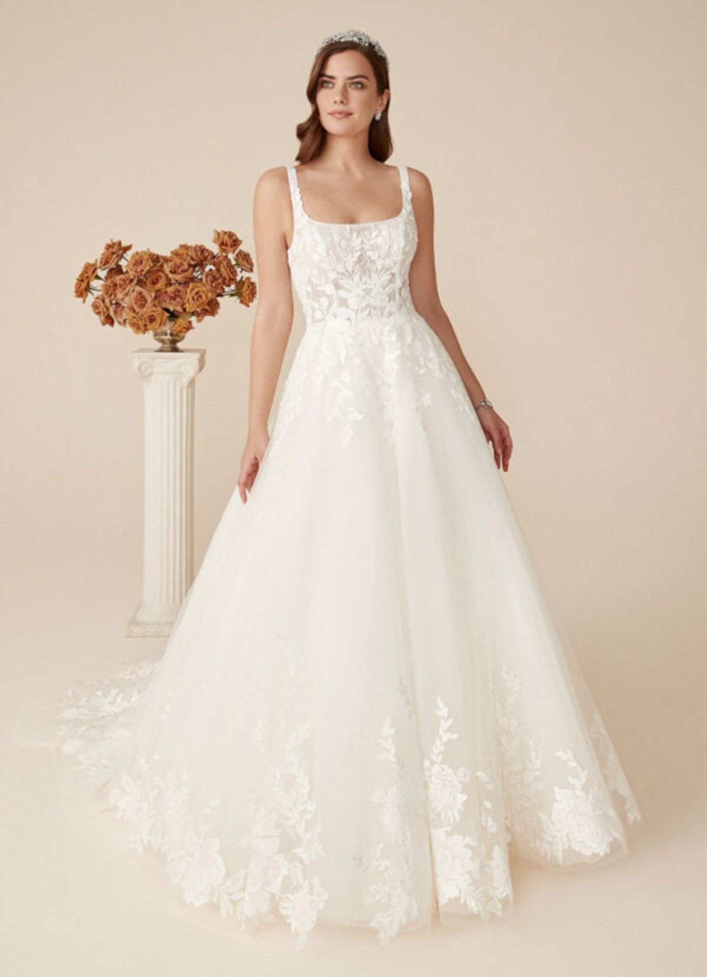 1 x Justin Alexander - Square Neck Tulle Bridal Gown with Beaded Appliqués - UK Size 16 - RRP £1,910 - Image 8 of 8