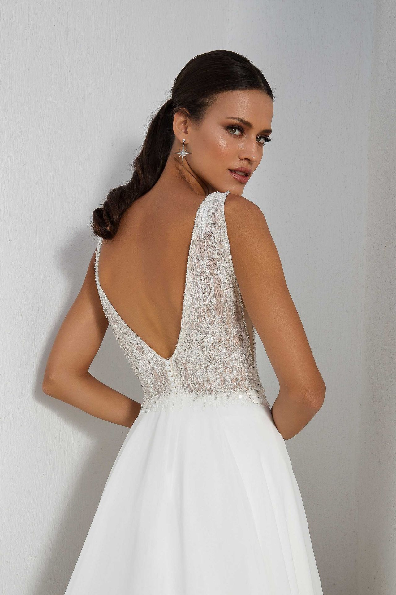 1 x Justin Alexander Designer Wedding Dress With Sheer Beaded Bodice - UK Size 10 - RRP £1,390 - Image 2 of 11