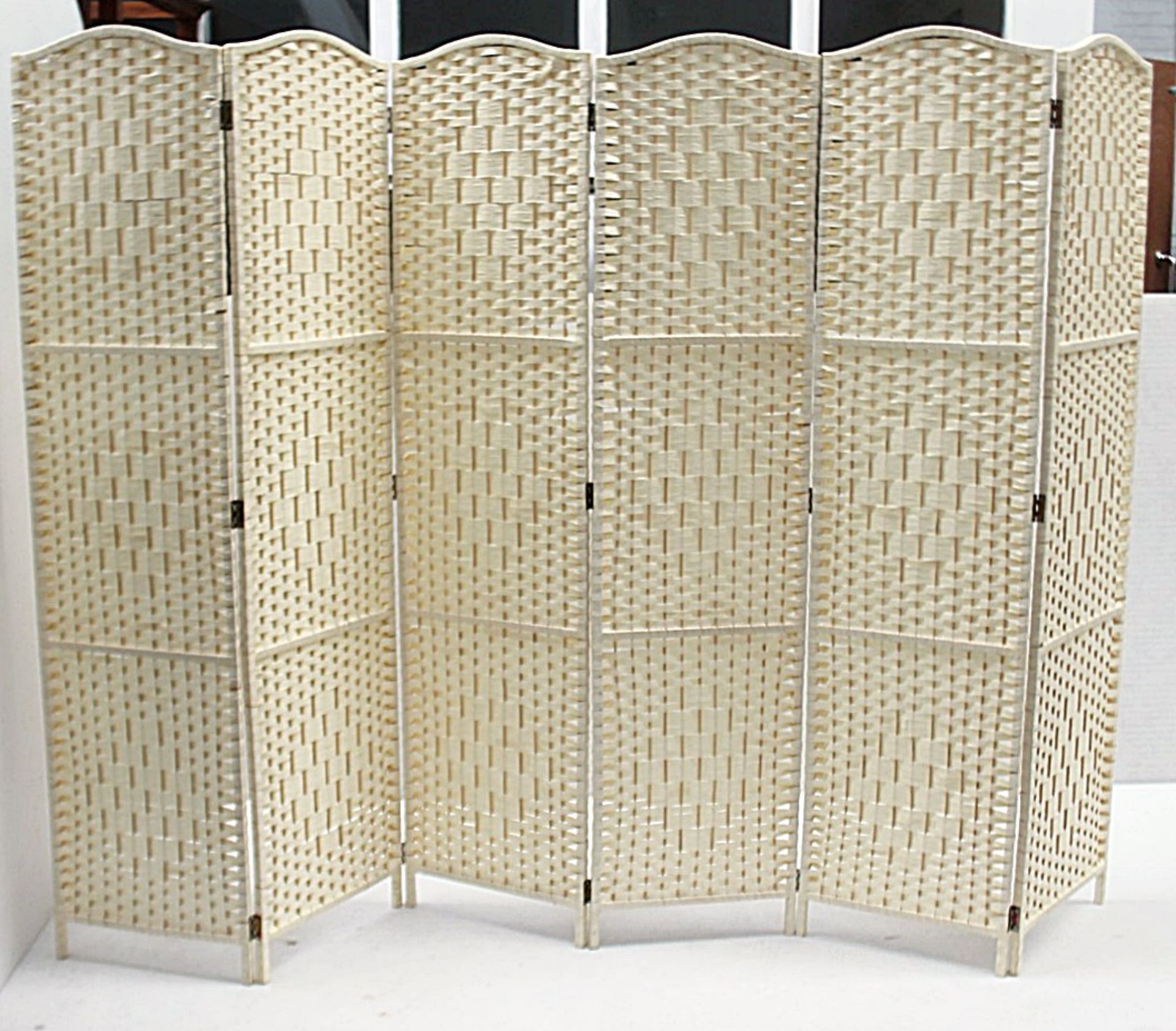1 x Natural 6-Panel Dressing Screen - Recently Removed From A Designer Bridal Boutique