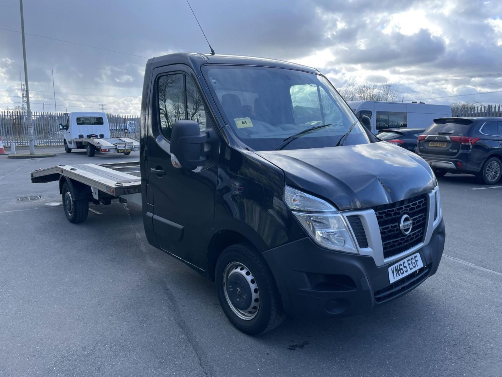 2015 Nissan NV 400 Se Dci 125 F35 L2H1 3.5T Beavertail