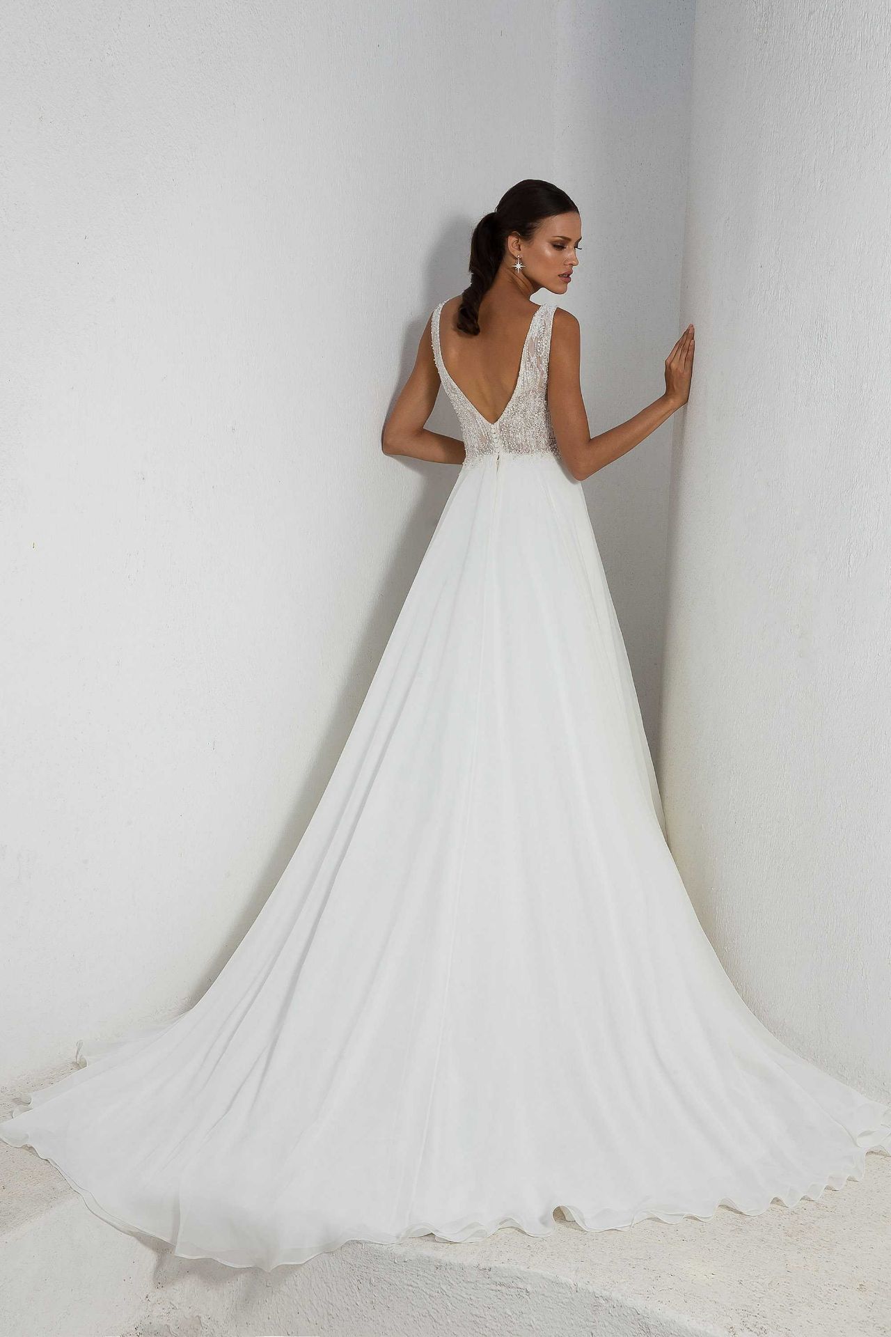 1 x Justin Alexander Designer Wedding Dress With Sheer Beaded Bodice - UK Size 10 - RRP £1,390