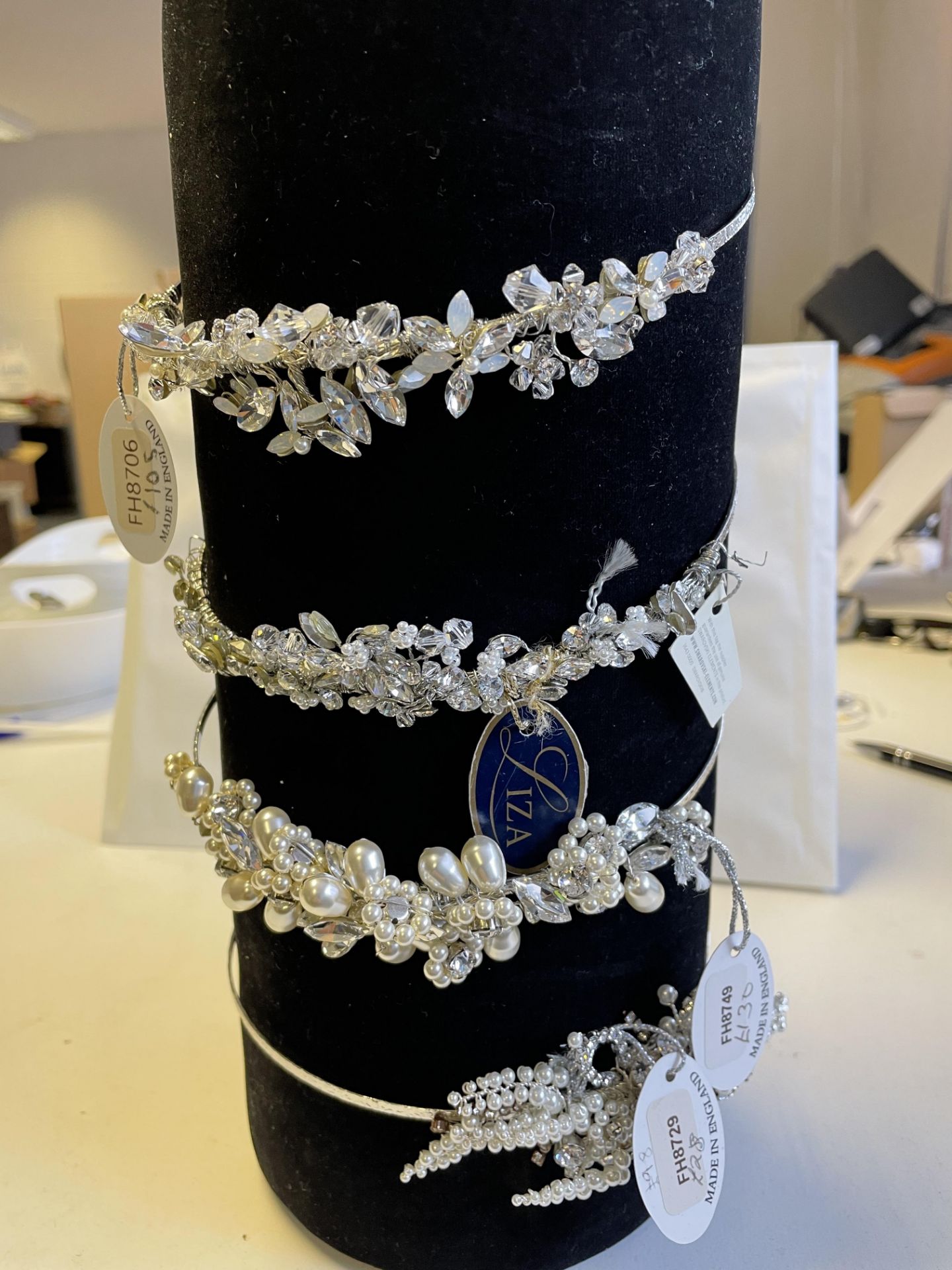 Lot of 4 x Silver and Pearl Tiaras with Swarovski Elements - CL733 - Location: Altrincham WA14 - Image 6 of 14