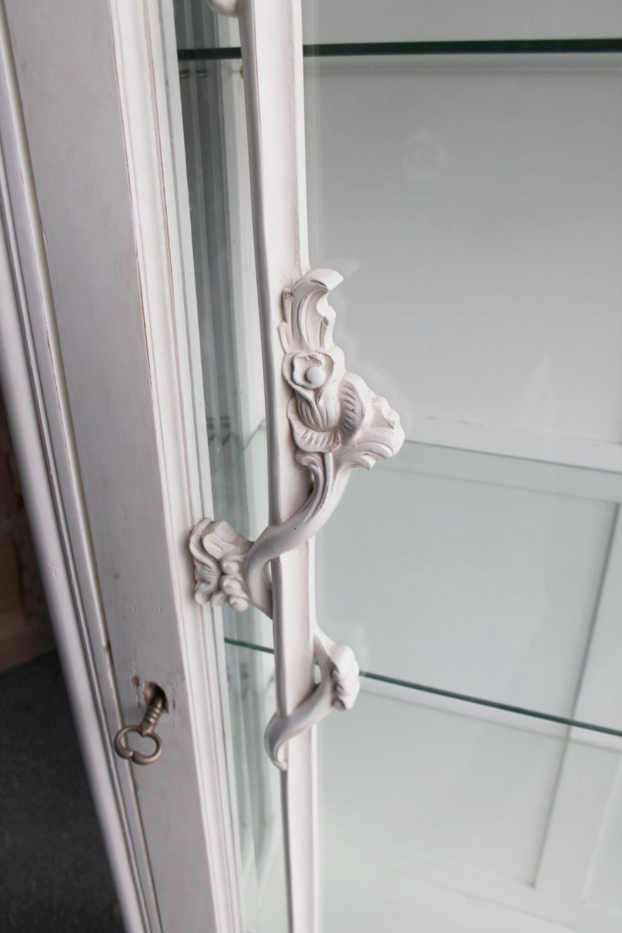 1 x Ornate Illuminated Wardrobe With 3 Glass Shelves - Recently Removed From A Bridal Boutique - Image 17 of 20