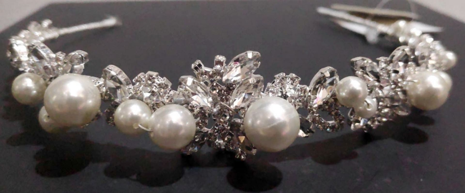 1 x Richard Designs PEARL & DIAMANTE Bridal Wedding Tiara Headband (TR2648A) - RRP £127.50 - Image 5 of 6