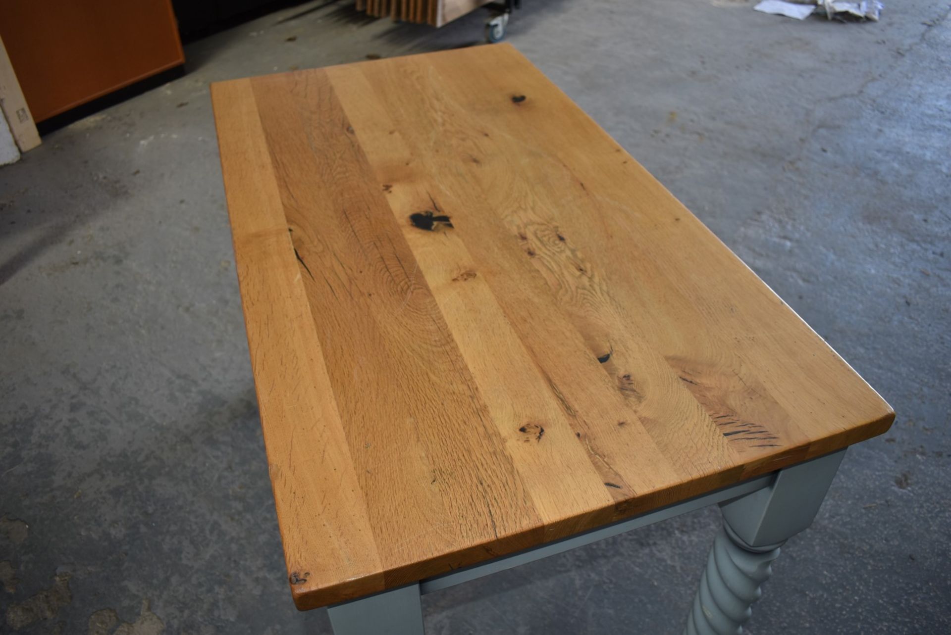 1 x Solid Wood Farmhouse Country Style Kitchen Dining Table With Barley Twist Legs and Two Tone - Image 5 of 5