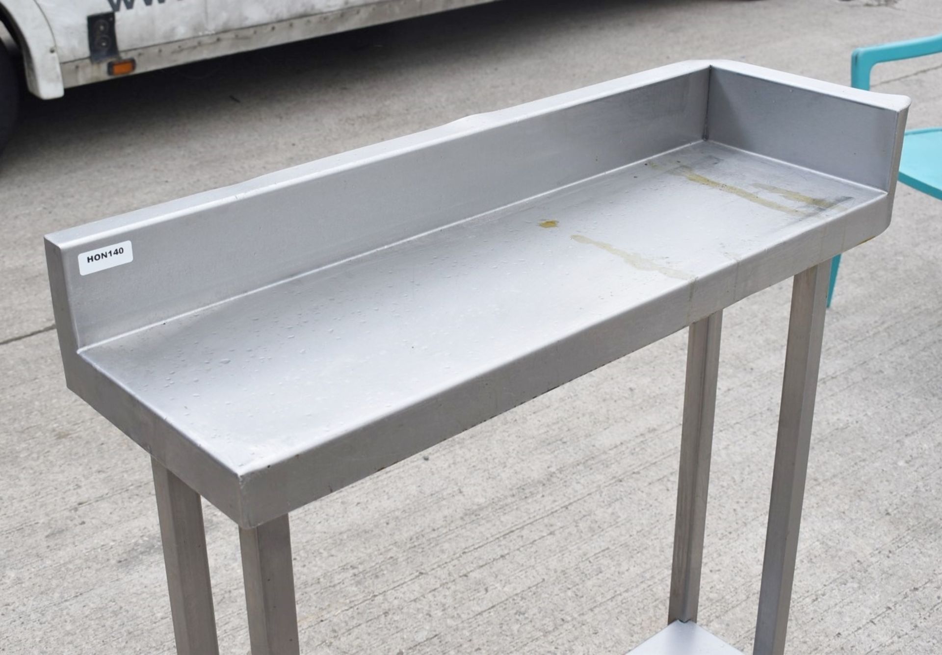 1 x Stainless Steel Corner Infill Prep Bench - Dimensions: H91 x W30 x D90 cms - CL740 - Ref: HON140 - Image 2 of 4
