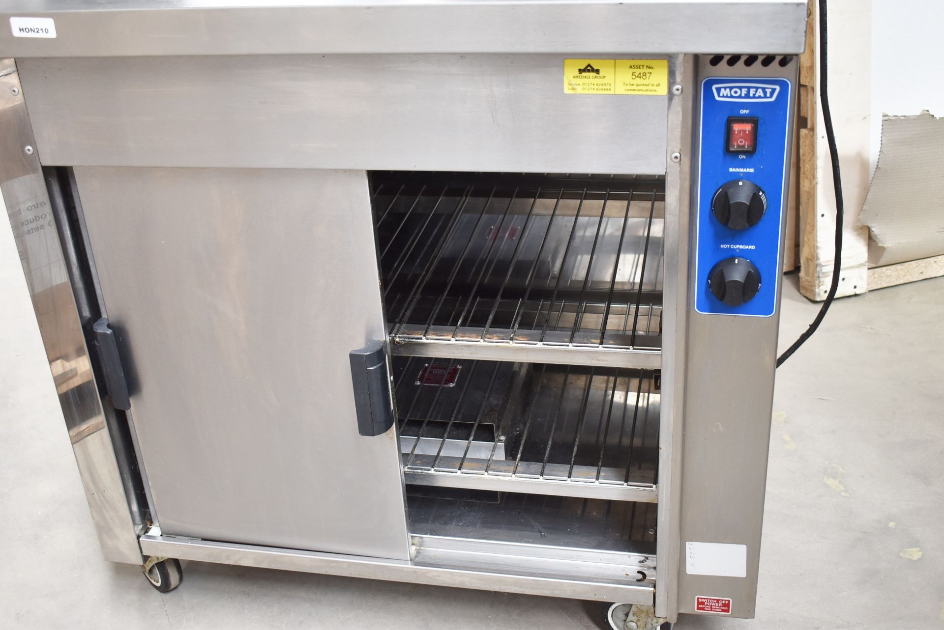 1 x Moffat Mobile Baine Marie With Heated Food/Plate Cabinet - 240v - Stainless Steel Exterior - Image 12 of 13