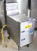 1 x Pitco SG14 Twin Tank Commercial Gas Fryer - RRP £2,159 - *Internal Image Added