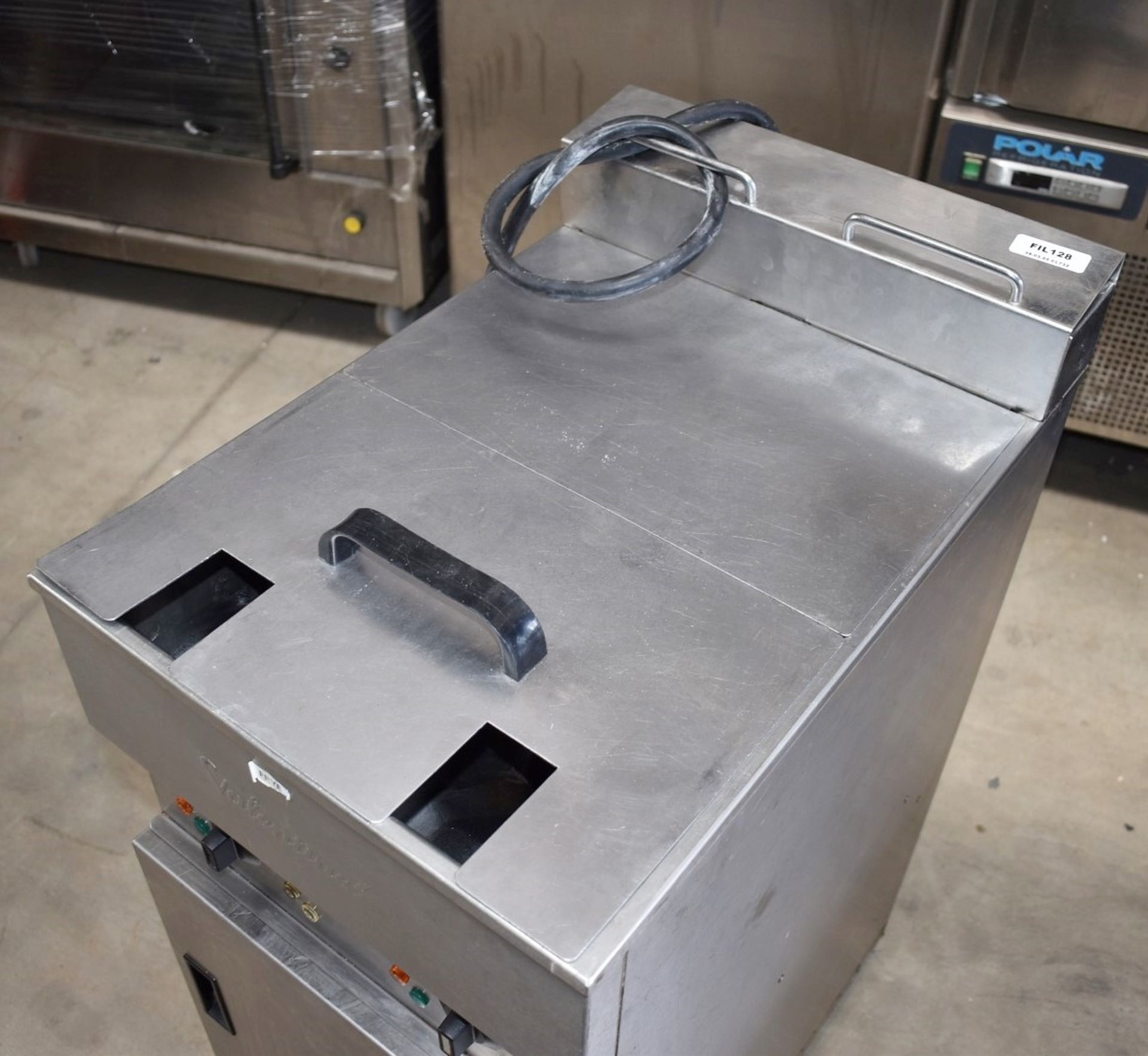 1 x Valentine Evo Twin Tank Electric 3 Phase Fryer - Model: V2200 - RRP £4,300! - Image 10 of 11