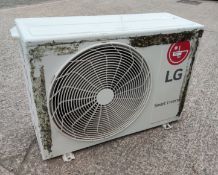 1 x LG Smart Inverter Split Room Air Conditioner - Model: P18EN.UL2 - JMCS123 - CL723 - Location: