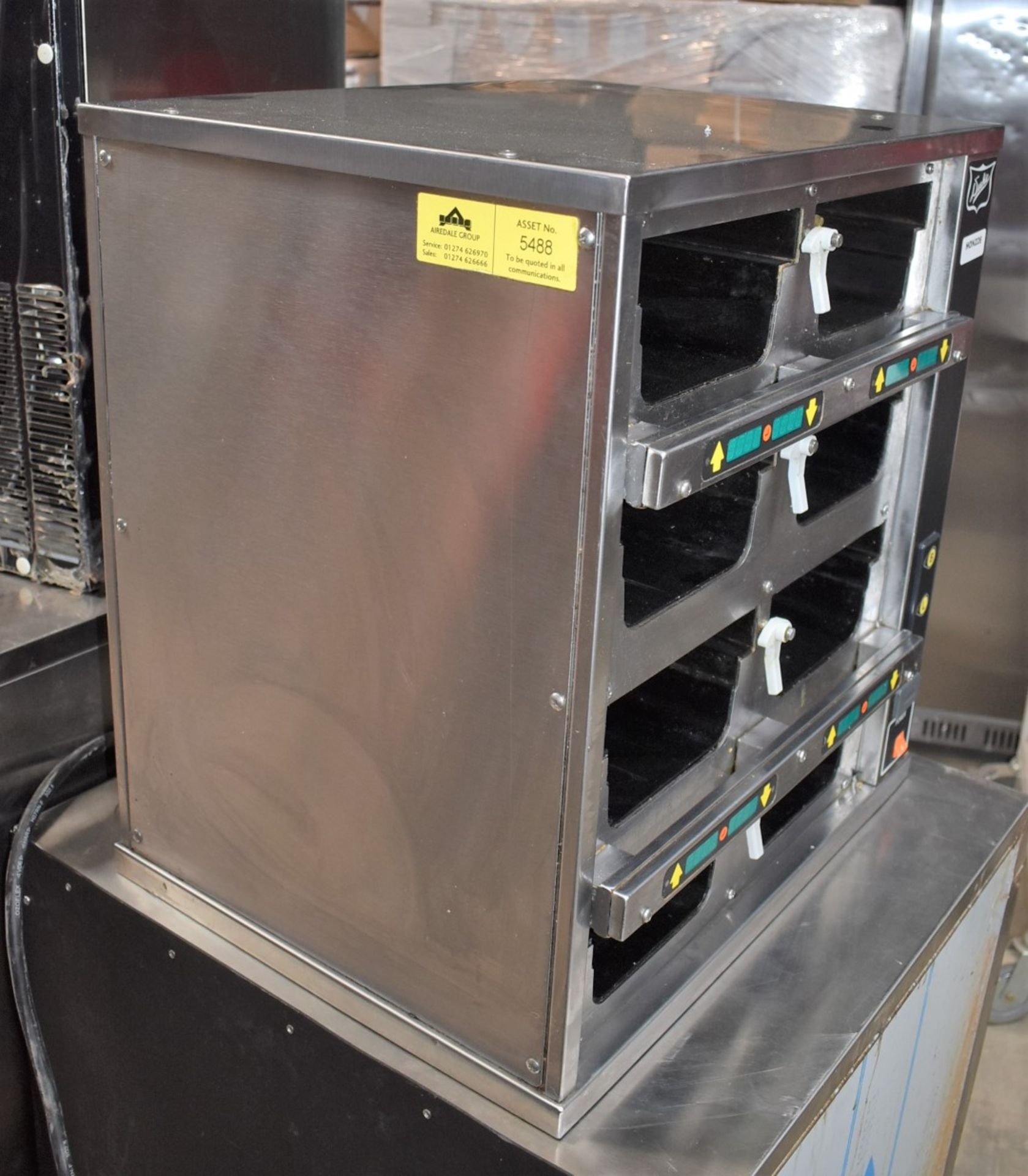 1 x Duke FWM Food Warming Holding Cabinet With HeatSinnk Technology - Model FWM3-42PR6-230 - Image 11 of 11