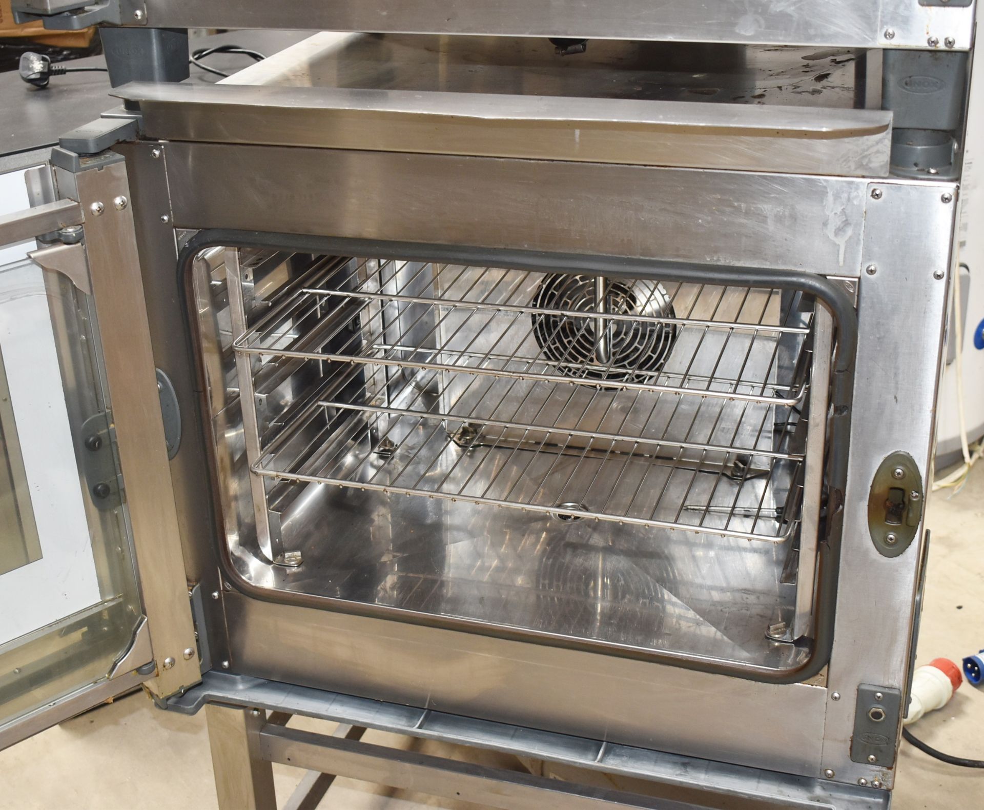 1 x Unox ChefTop XVL385 Commercial 3 Phase Double Oven For Slow Cooking Meats, Proving Dough & More - Image 19 of 26