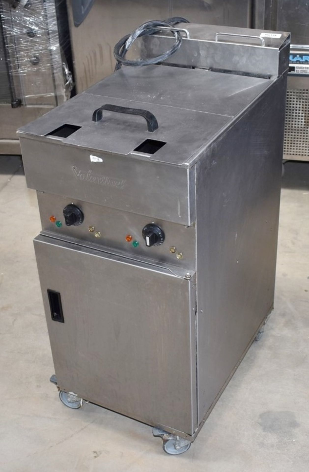 1 x Valentine Evo Twin Tank Electric 3 Phase Fryer - Model: V2200 - RRP £4,300! - Image 3 of 11