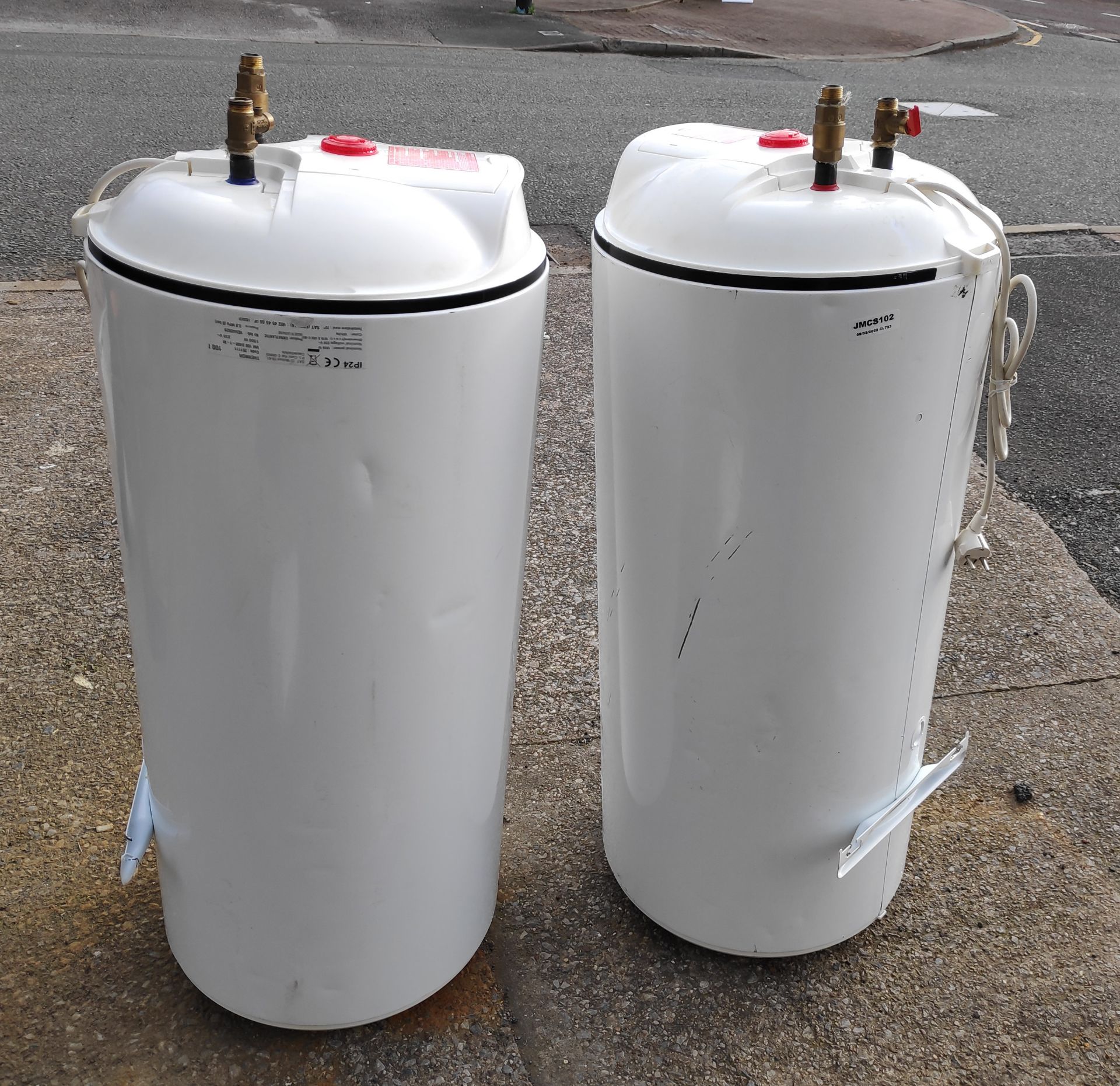 2 x Thermor 261111 100l 1500W Water Cylinders - 1015mm (h) x 433mm (w) x 451mm (d) - JMCS102 - - Image 2 of 10