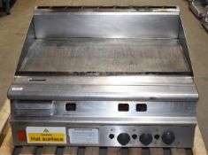 1 x Falcon Dominator G3941 Solid Steel Plate Gas Cooking Griddle - RRP £3,000 - Dimensions: H49 x