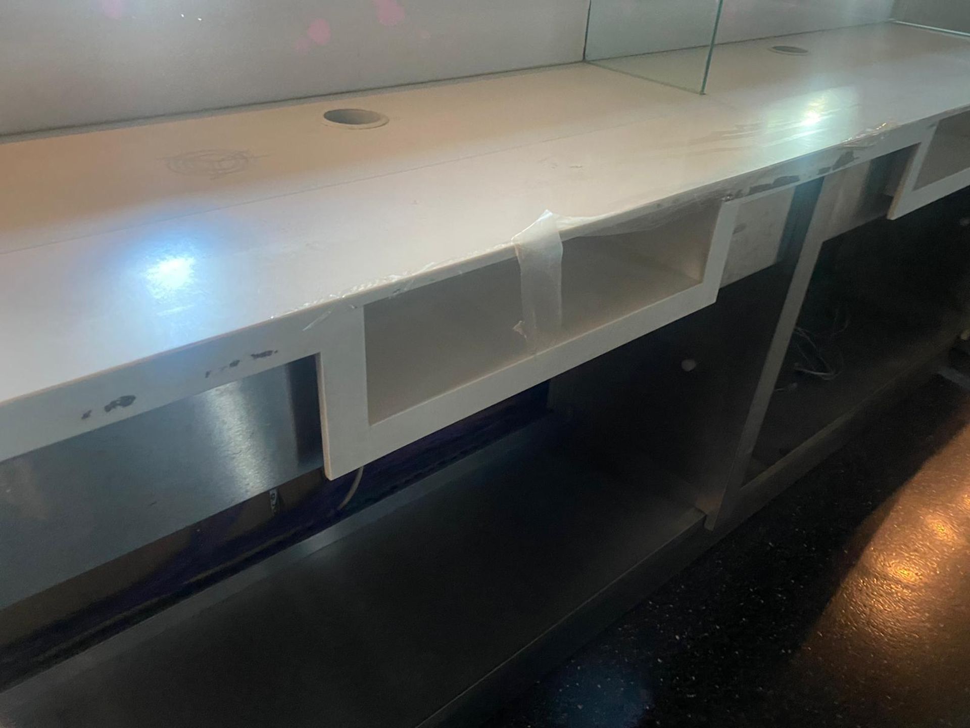 1 x Front of House Service Counter With Three Dimensional Wooden Block Fascia and Glass Screens - Image 2 of 6