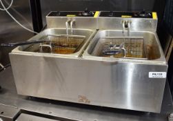 1 x Buffalo Twin Tank 2x8Ltr Countertop Fryer With Frying Baskets and Lids - 240v - Model L485