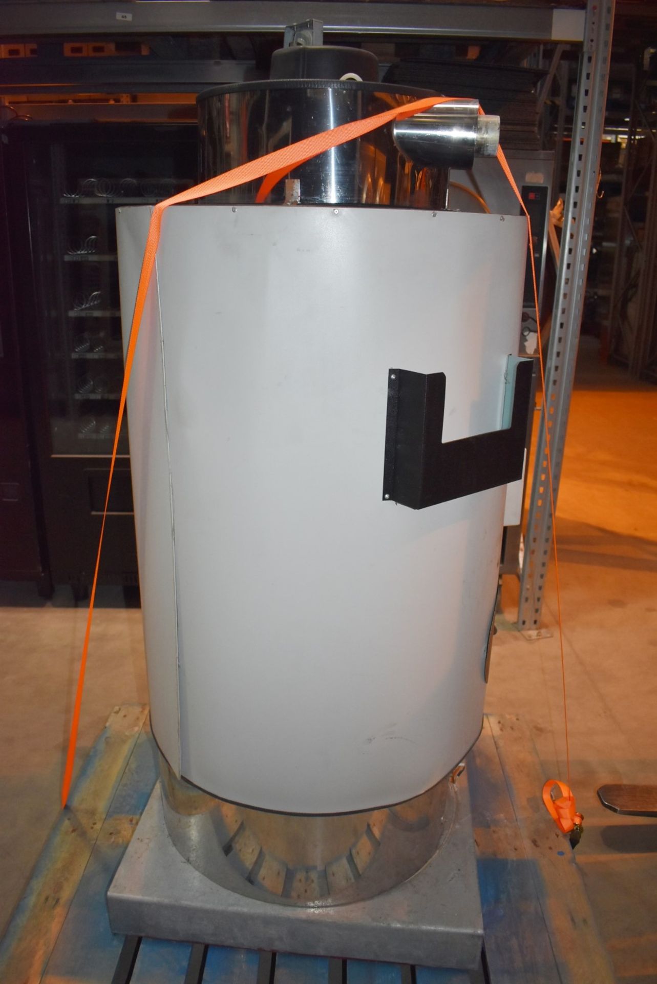1 x Lochinvar High Efficiency Gas Fired 220L Storage Water Heater - Model LBF-220 - Ref: WH2-145 H5D - Image 7 of 14