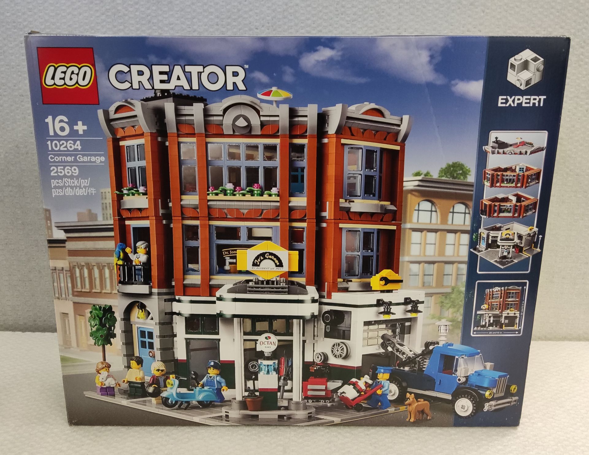 1 x Lego Creator Expert Corner Garage - Model 10264 - New/Boxed - Image 2 of 10