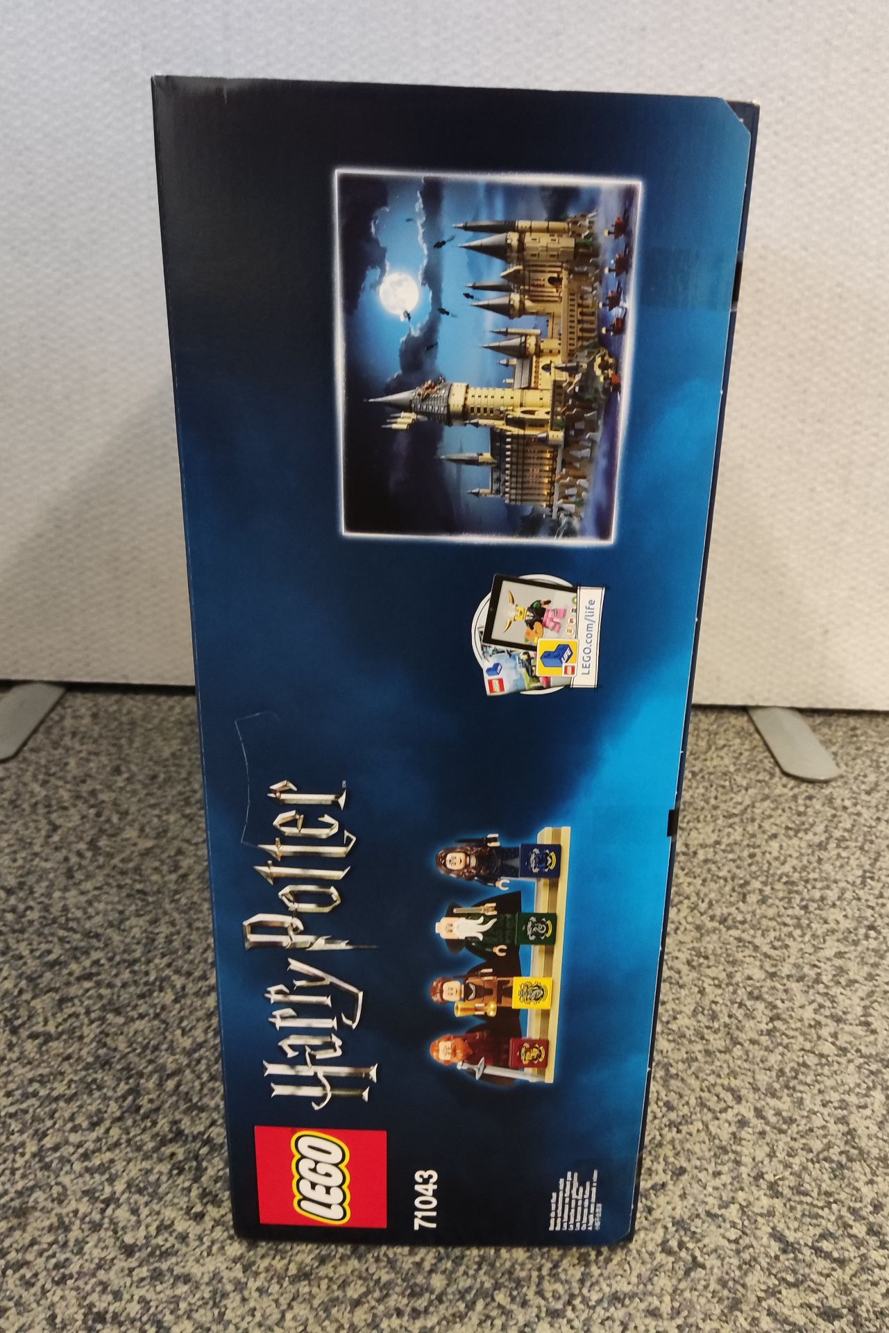 1 x Lego Harry Potter Hogwarts Castle - Set # 71043 - New/Boxed - JMCS136 - CL987 - Location: - Image 3 of 9