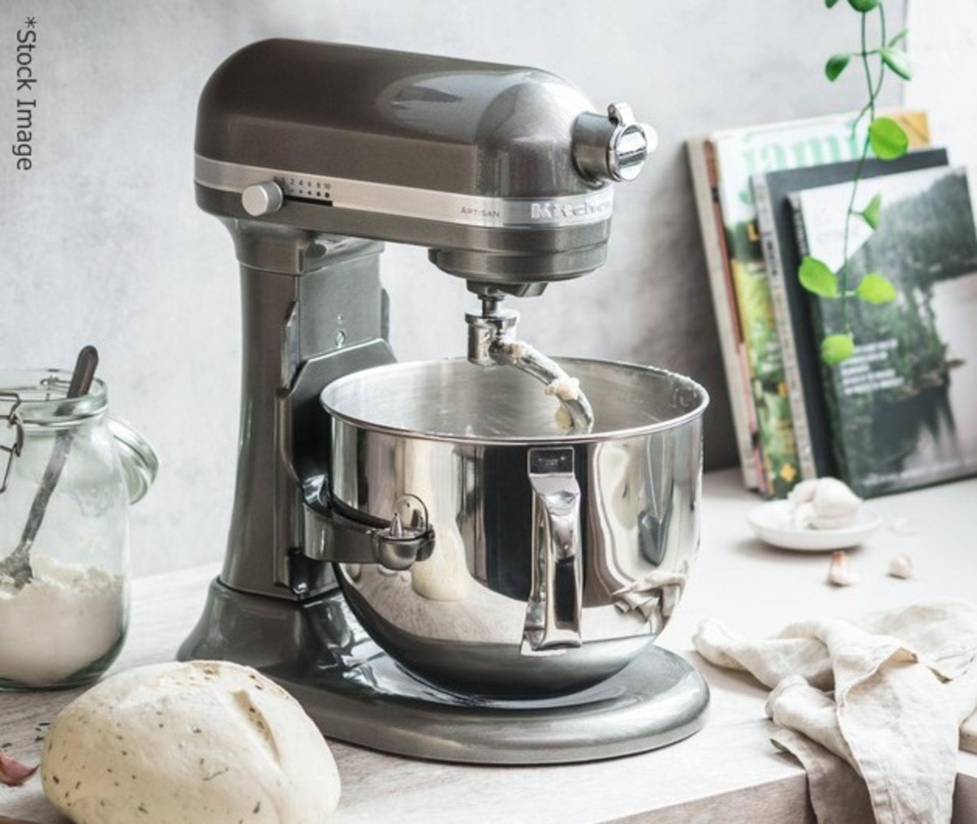 1 x KITCHENAID 'Artisan' Bowl-Lift Stand Mixer (6.9L) In Medallion Silver - Original Price £749.