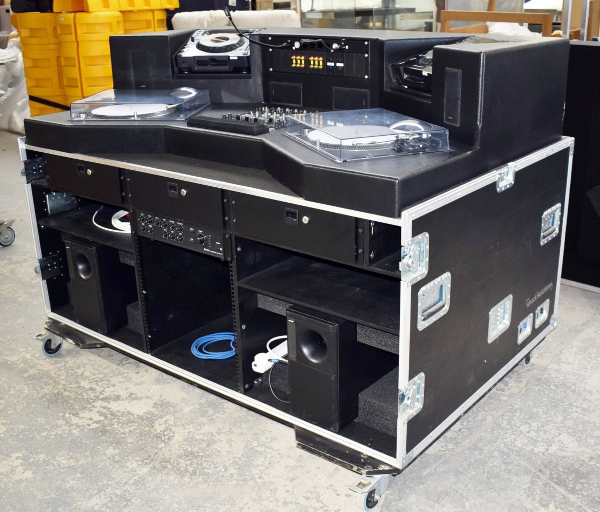 1 x Mobile DJ Booth in Shock Solutions Flight Case - Features Equipment By Pioneer, Technics & Bose! - Image 4 of 95